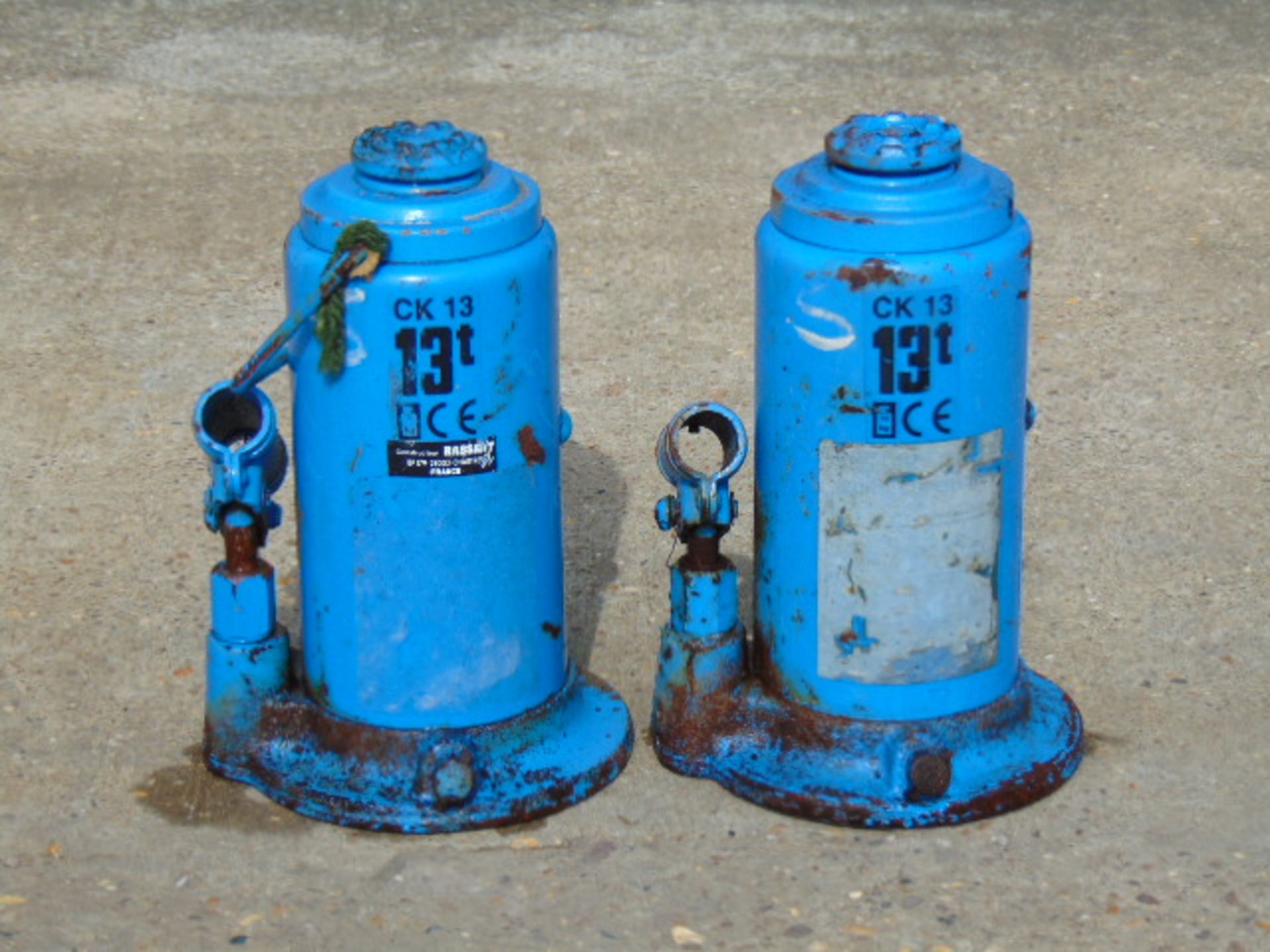 Q 2 x Tangye 13 Tonne Hydraulic Jacks