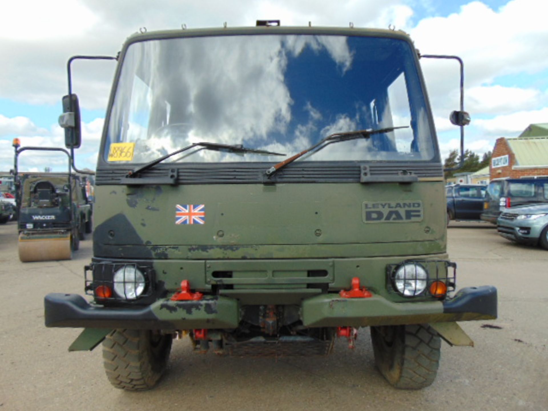 Leyland Daf 45/150 4 x 4 fitted with Hydraulic Winch ( operates Front and Rear ) - Image 2 of 24