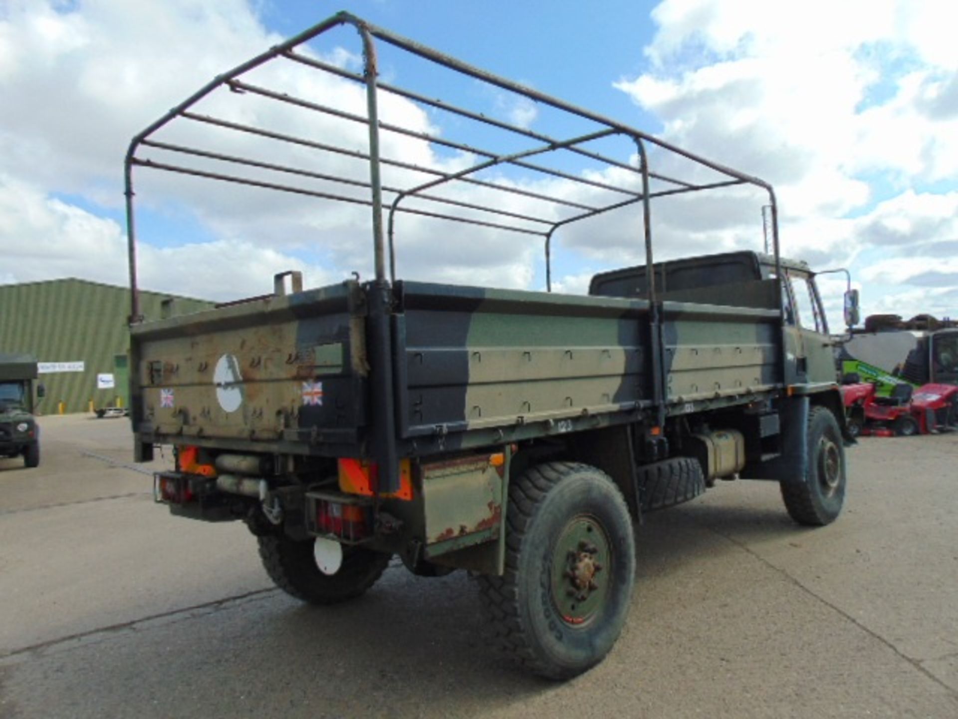 Leyland Daf 45/150 4 x 4 fitted with Hydraulic Winch ( operates Front and Rear ) - Image 7 of 24