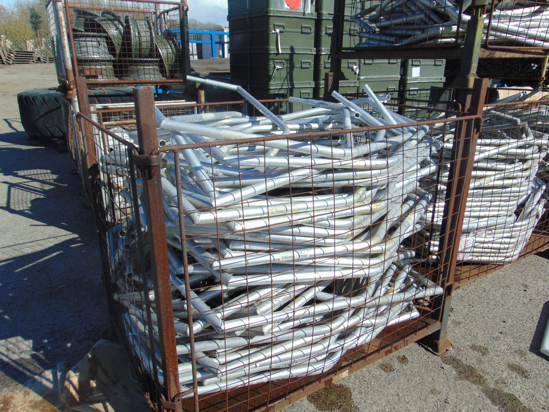 UNUSED ALUMINIUM TENT FRAME IN 4 PALLETS APPROX. 500 +/- PIECES - Image 6 of 6