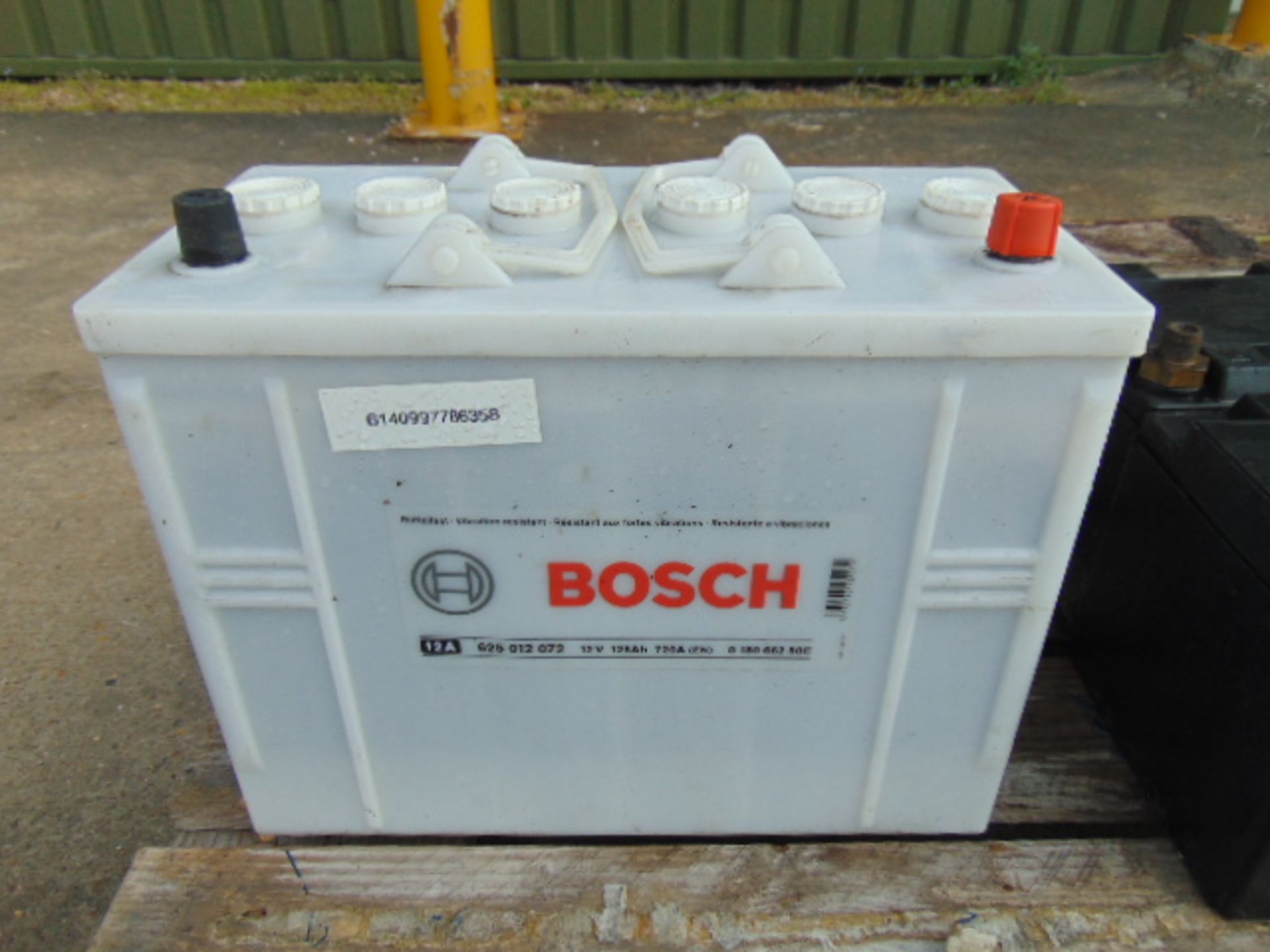 1 x Bosch 625 012 072 12v Truck Battery