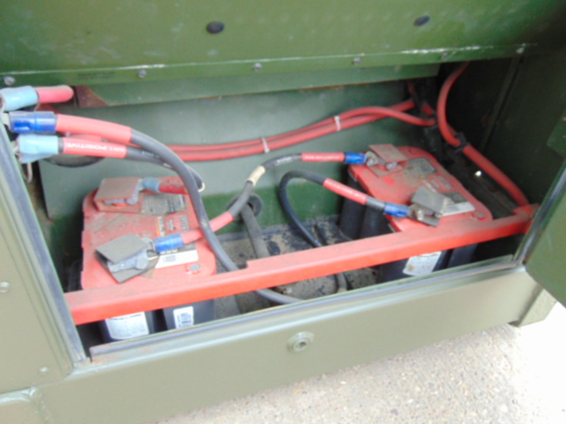 MEP-806B John Deere Diesel Powered 3 phase 75KVA 60KW-50/60HZ Generator ONLY 2 HOURS! - Image 16 of 18