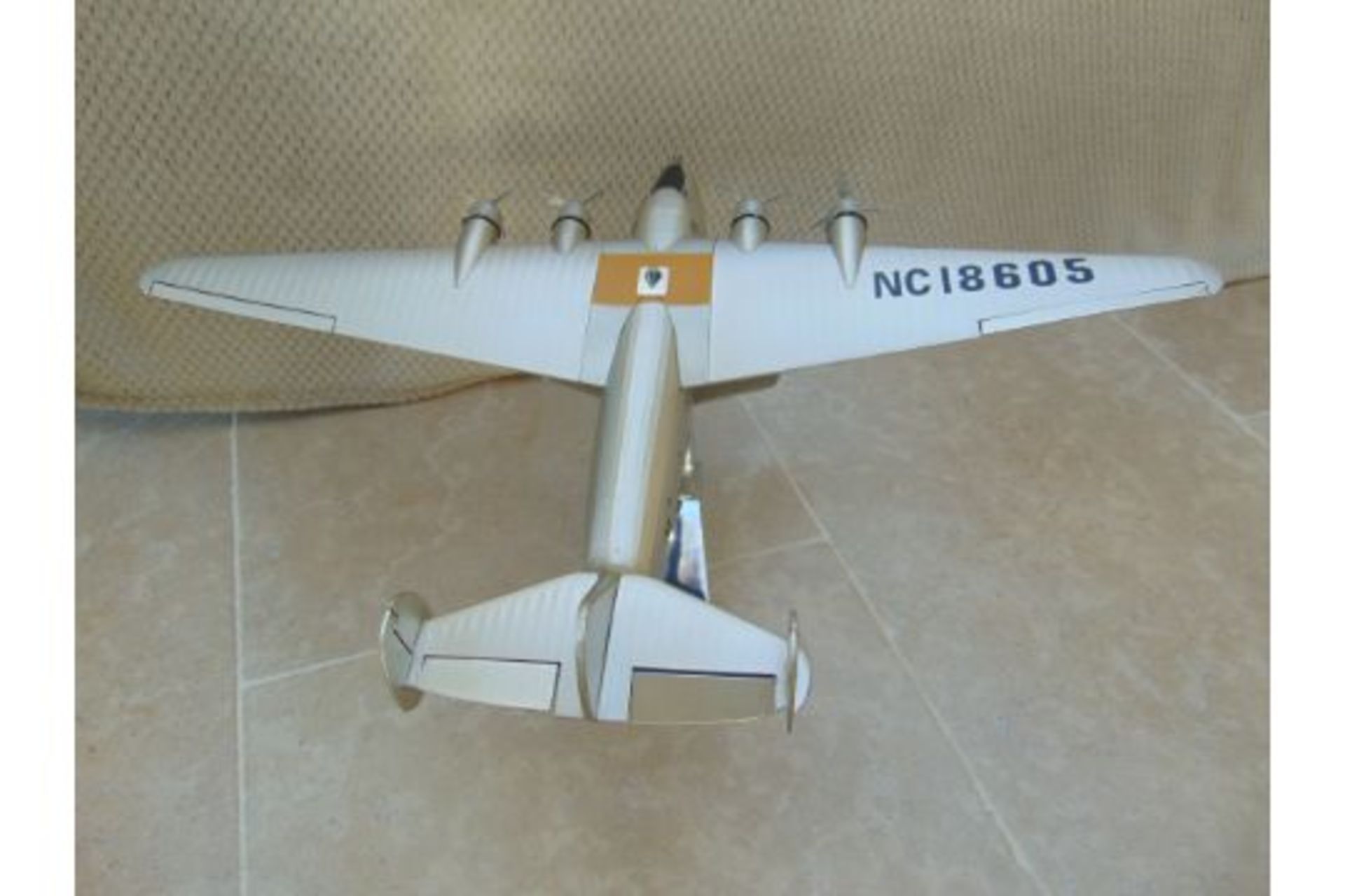 SUPERB SCALE MODEL OF THE BOEING 314 DIXIE CLIPPER - Image 6 of 24