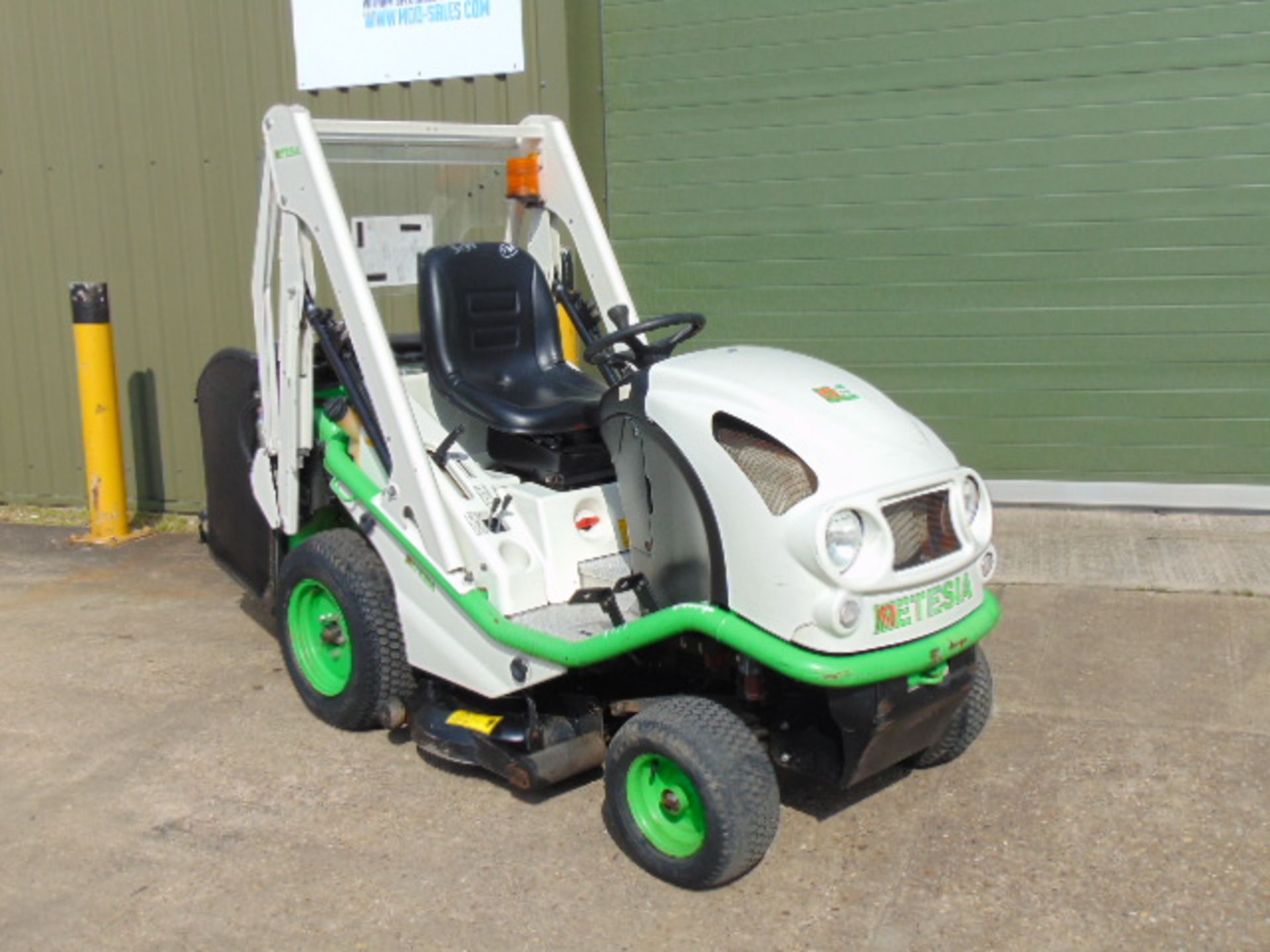 2011 Etesia Hydro 100D BPHP Ride on Mower ONLY 657 HOURS! - Image 2 of 27