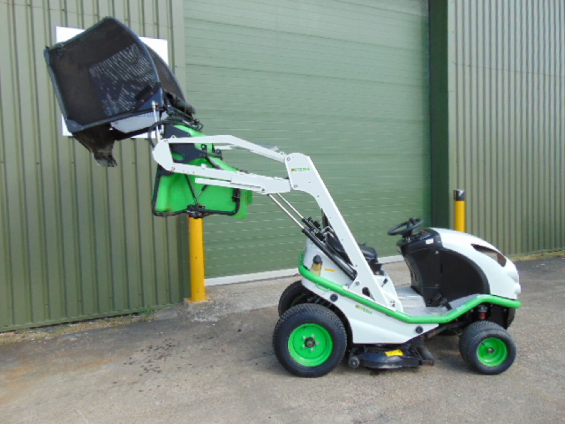 2011 Etesia Hydro 100D BPHP Ride on Mower ONLY 657 HOURS! - Image 11 of 27
