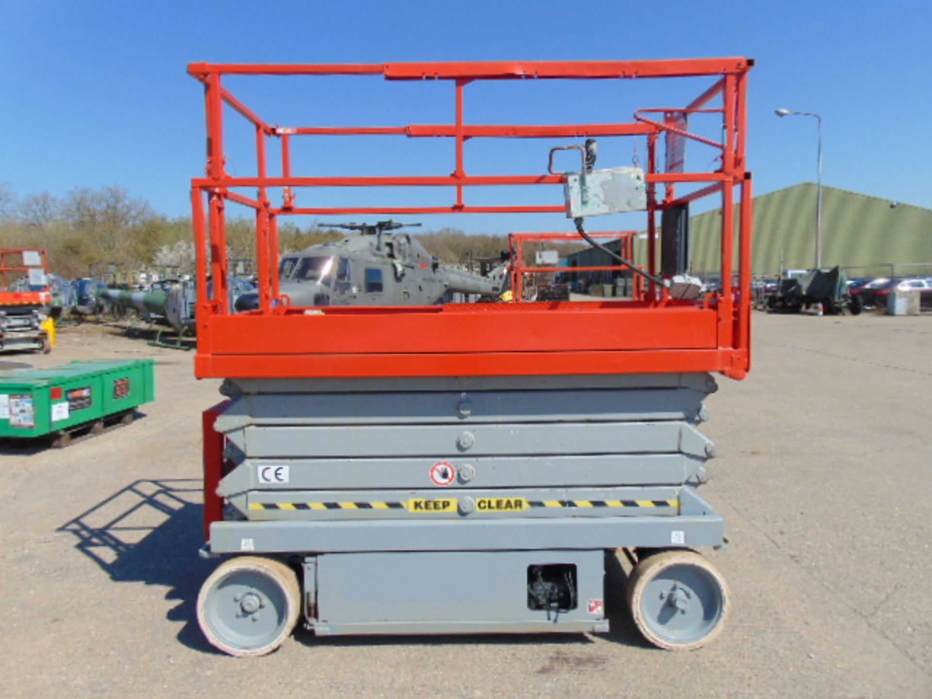 SkyJack SJ4632 Electric Scissor Lift