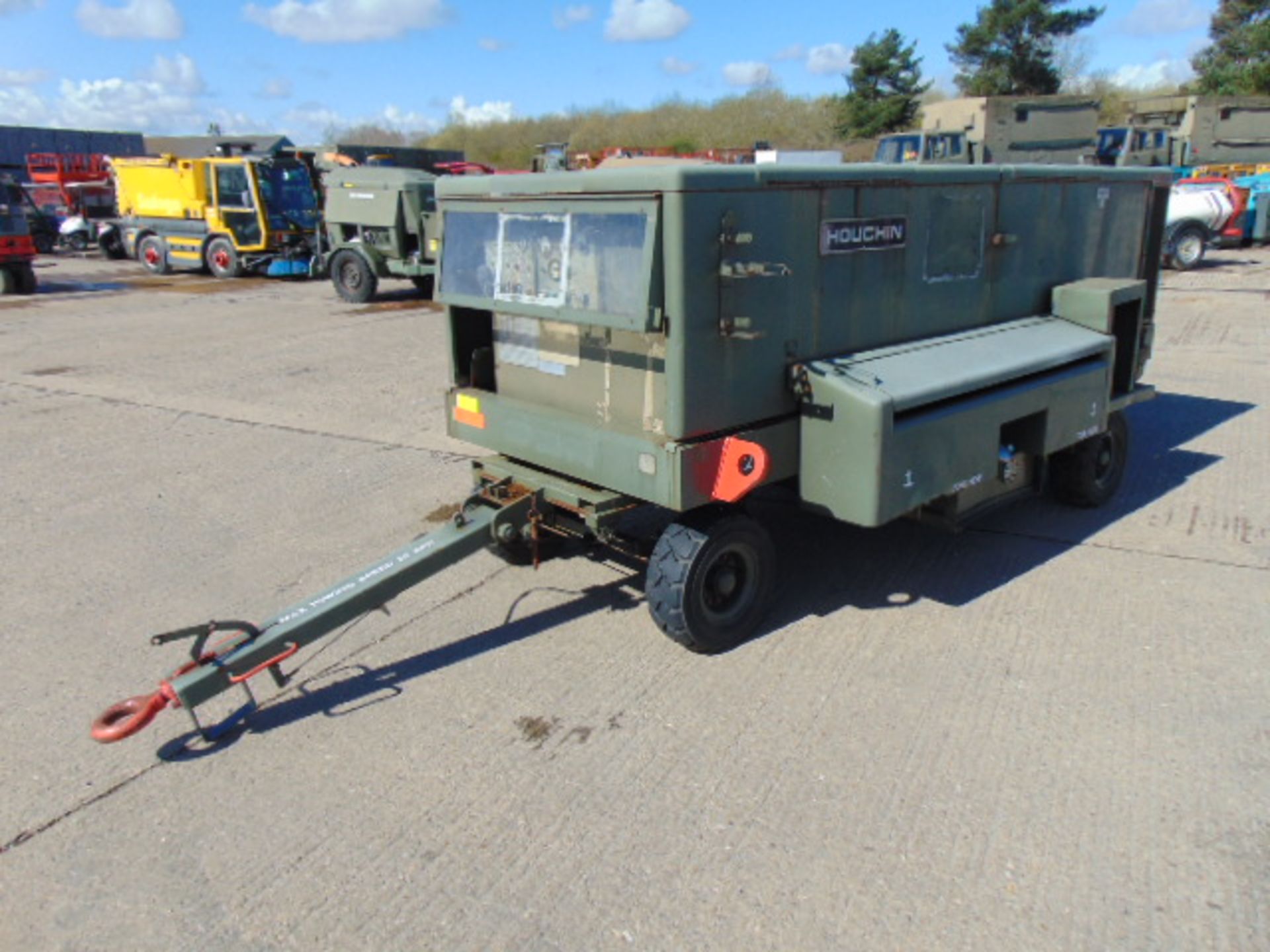 Houchin Twin Axle 60 KVA 48KW Aircraft Ground Power Unit c/w Cummins Engine - Image 3 of 21