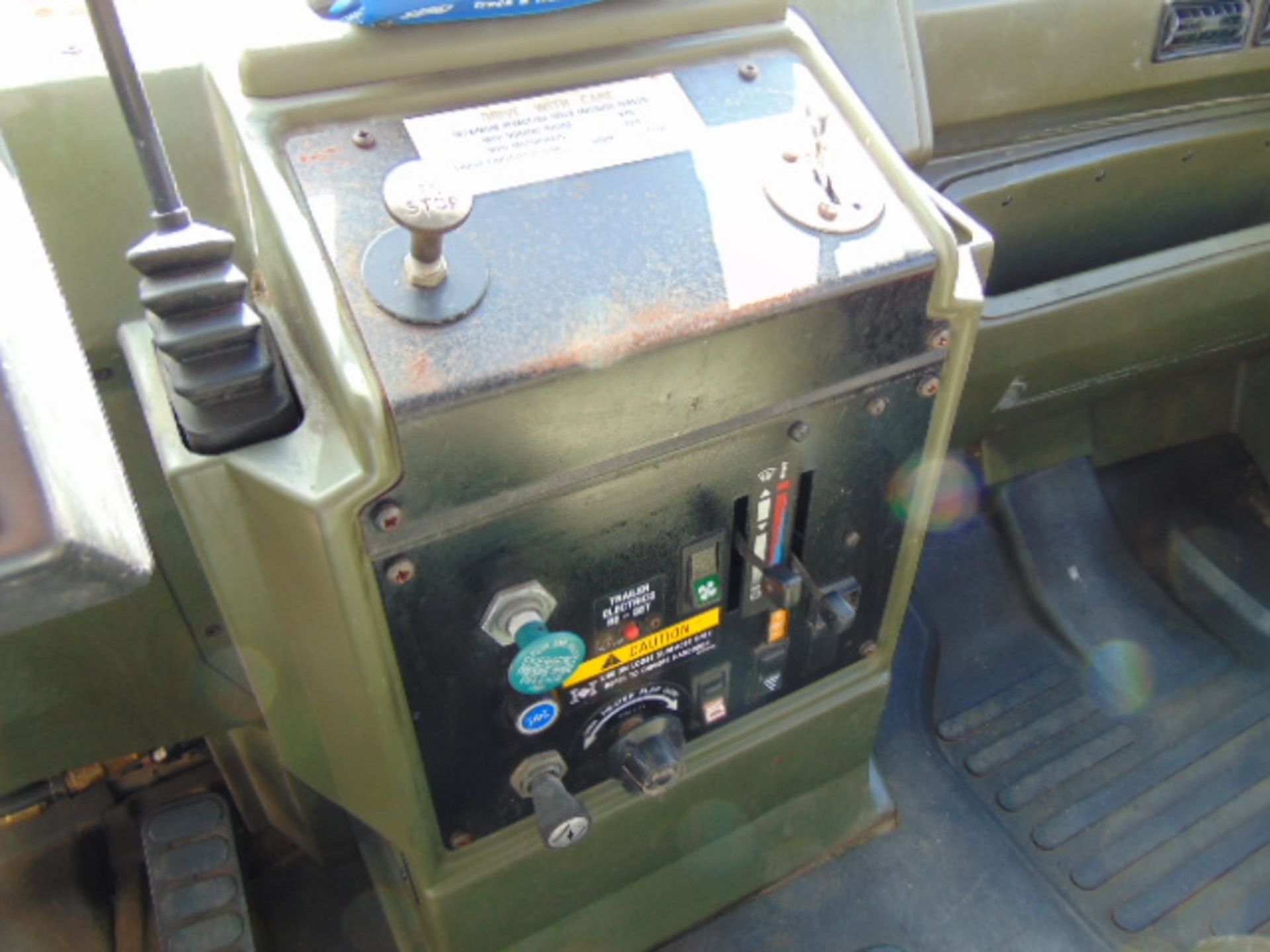 Left Hand Drive Leyland Daf 45/150 4 x 4 fitted with Hydraulic Winch ( operates Front and Rear ) - Image 16 of 24