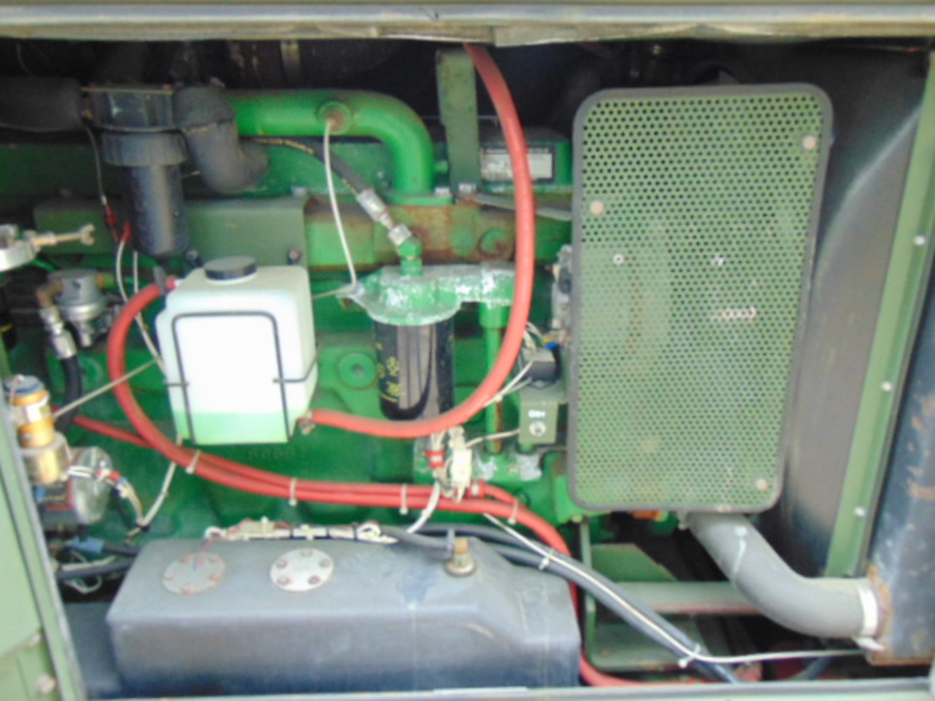 MEP-806B John Deere Diesel Powered 3 phase 75KVA 60KW-50/60HZ Generator ONLY 7 HOURS! - Image 12 of 18