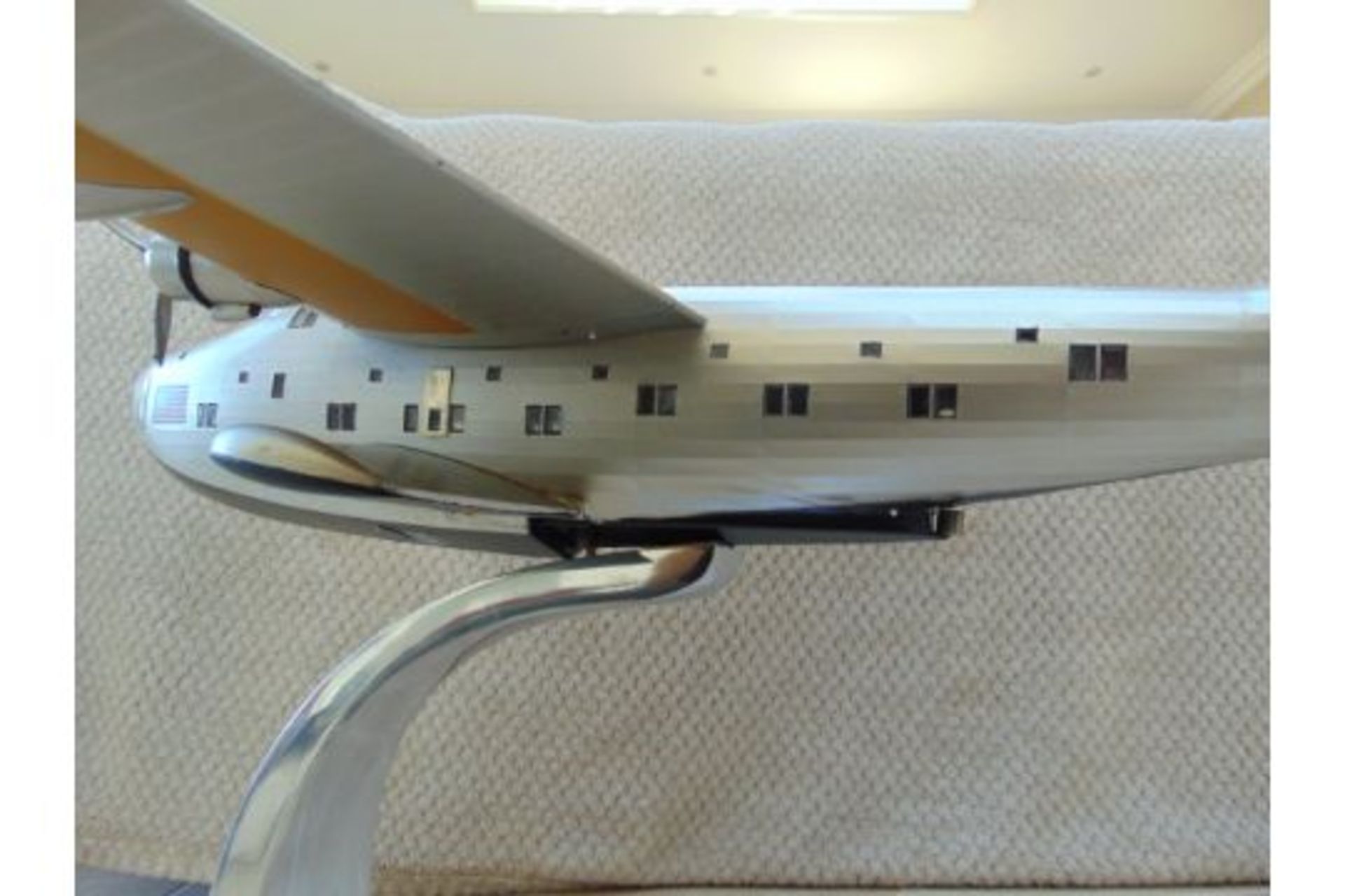 SUPERB SCALE MODEL OF THE BOEING 314 DIXIE CLIPPER - Image 12 of 24