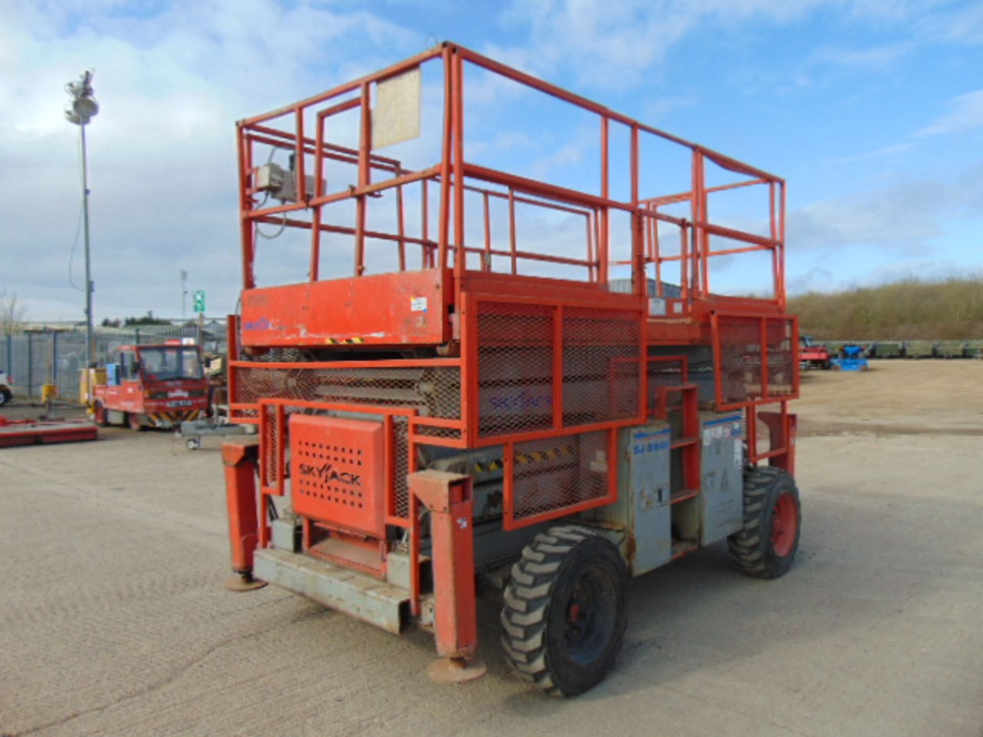 SkyJack SJ8841 Rough Terrain 14.5m Diesel Scissor Lift - Image 7 of 26