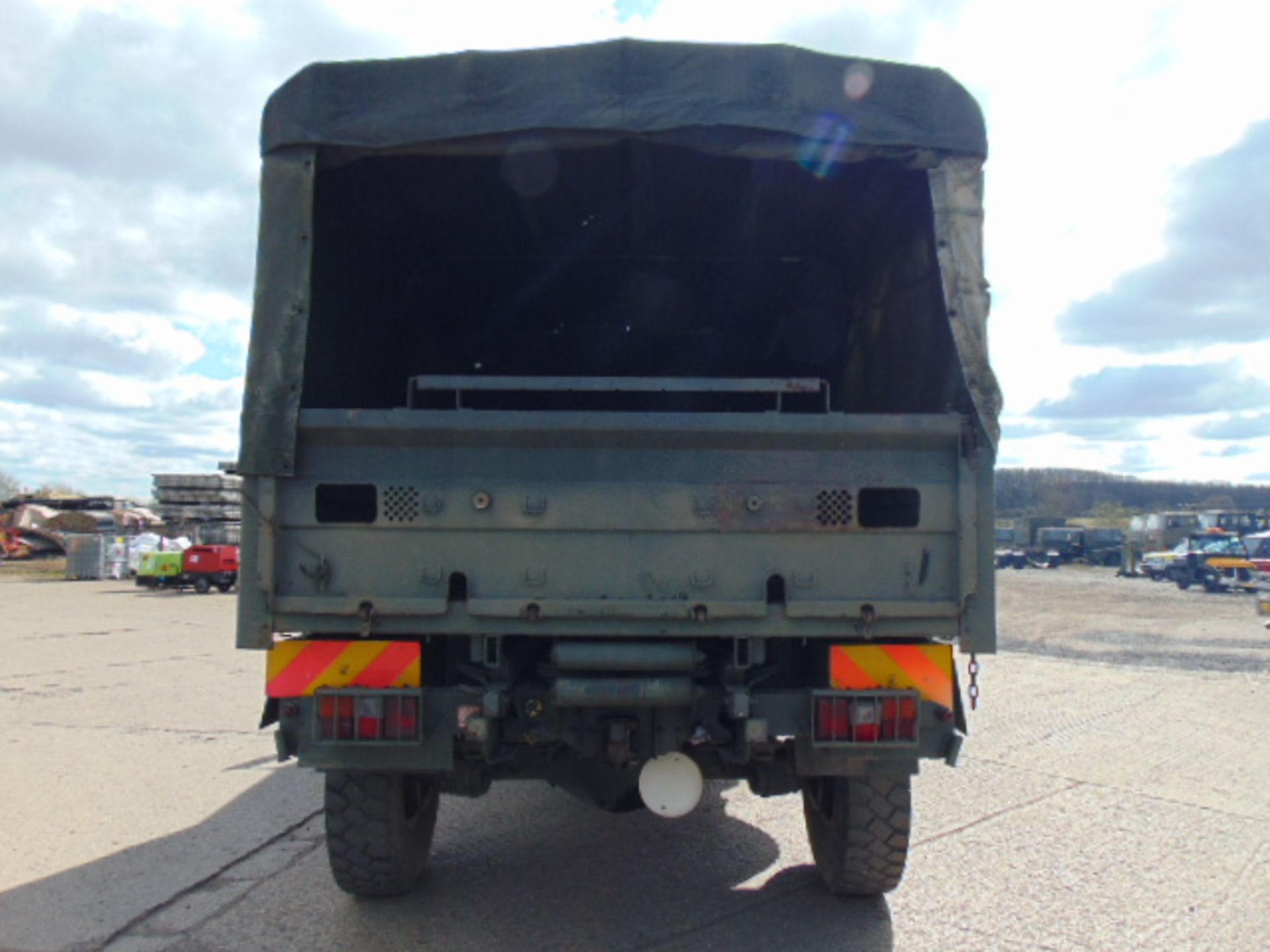 Left Hand Drive Leyland Daf 45/150 4 x 4 fitted with Hydraulic Winch ( operates Front and Rear ) - Image 7 of 24