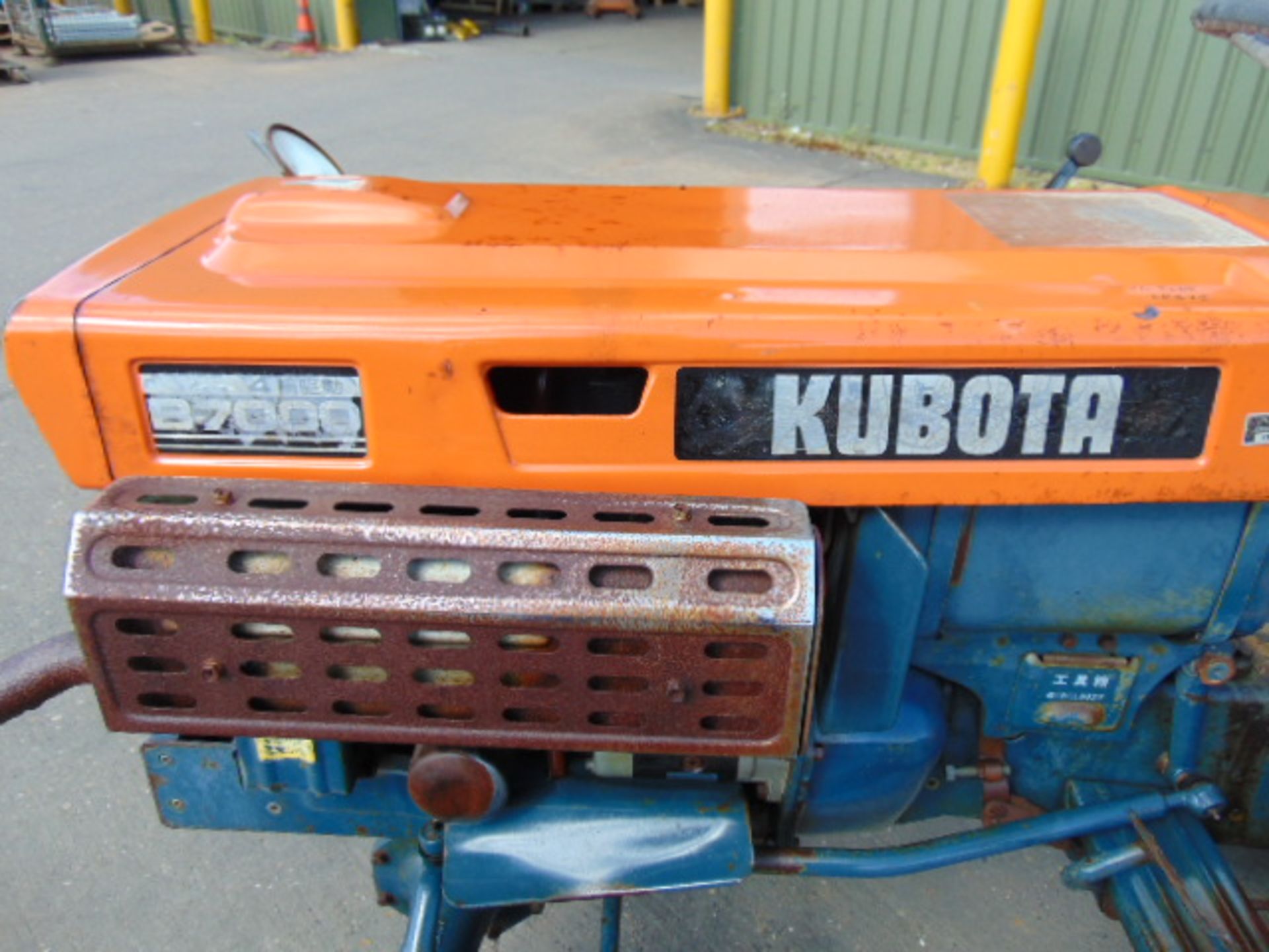 Kubota B7000 4x4 Compact Tractor c/w Rotavator - Image 14 of 19