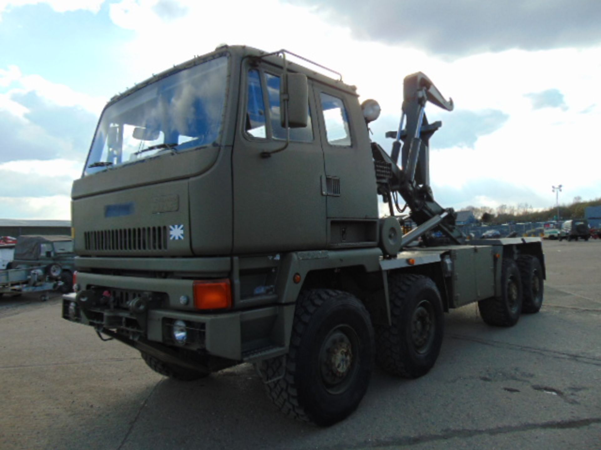 DAF 8x6 DROPS Multilift LHD Hook Loader - Image 3 of 30