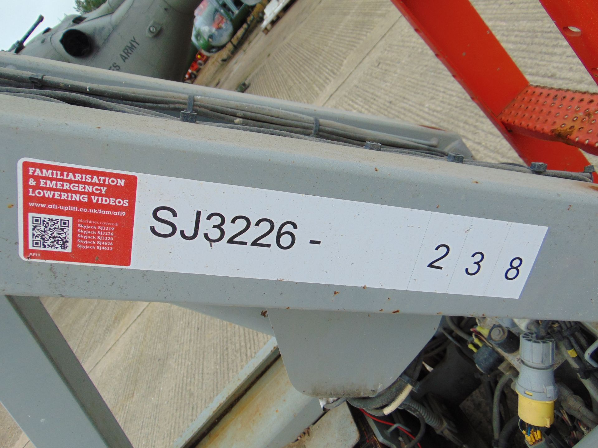 Skyjack SJ3226 Electric Scissor Lift Access Platform ONLY 217 Hours! - Image 14 of 24