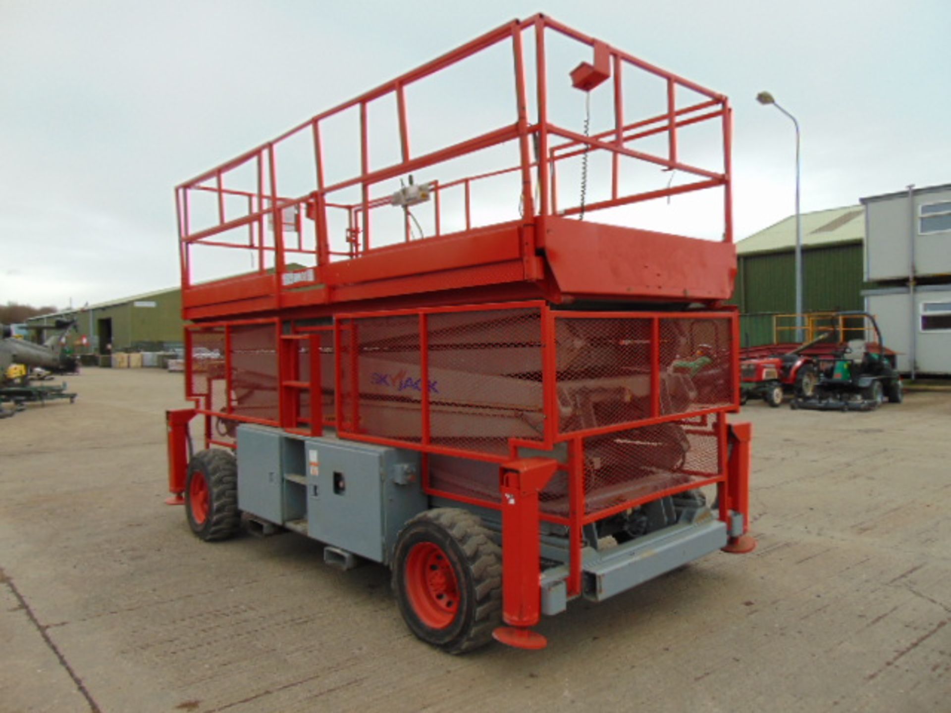 SkyJack SJ9250 Rough Terrain 17.2m Diesel Scissor Lift - Image 4 of 24