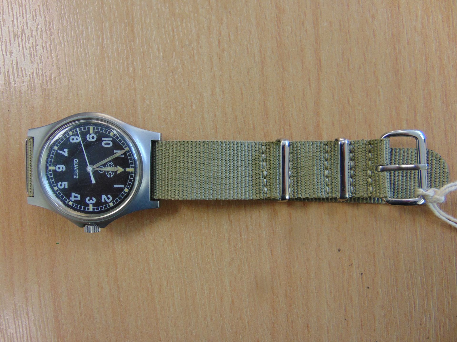 VERY NICE CWC W10 SERVICE WATCH WATER PROOF TO 5 ATM NATO MARKED DATED 2006 - Image 2 of 12