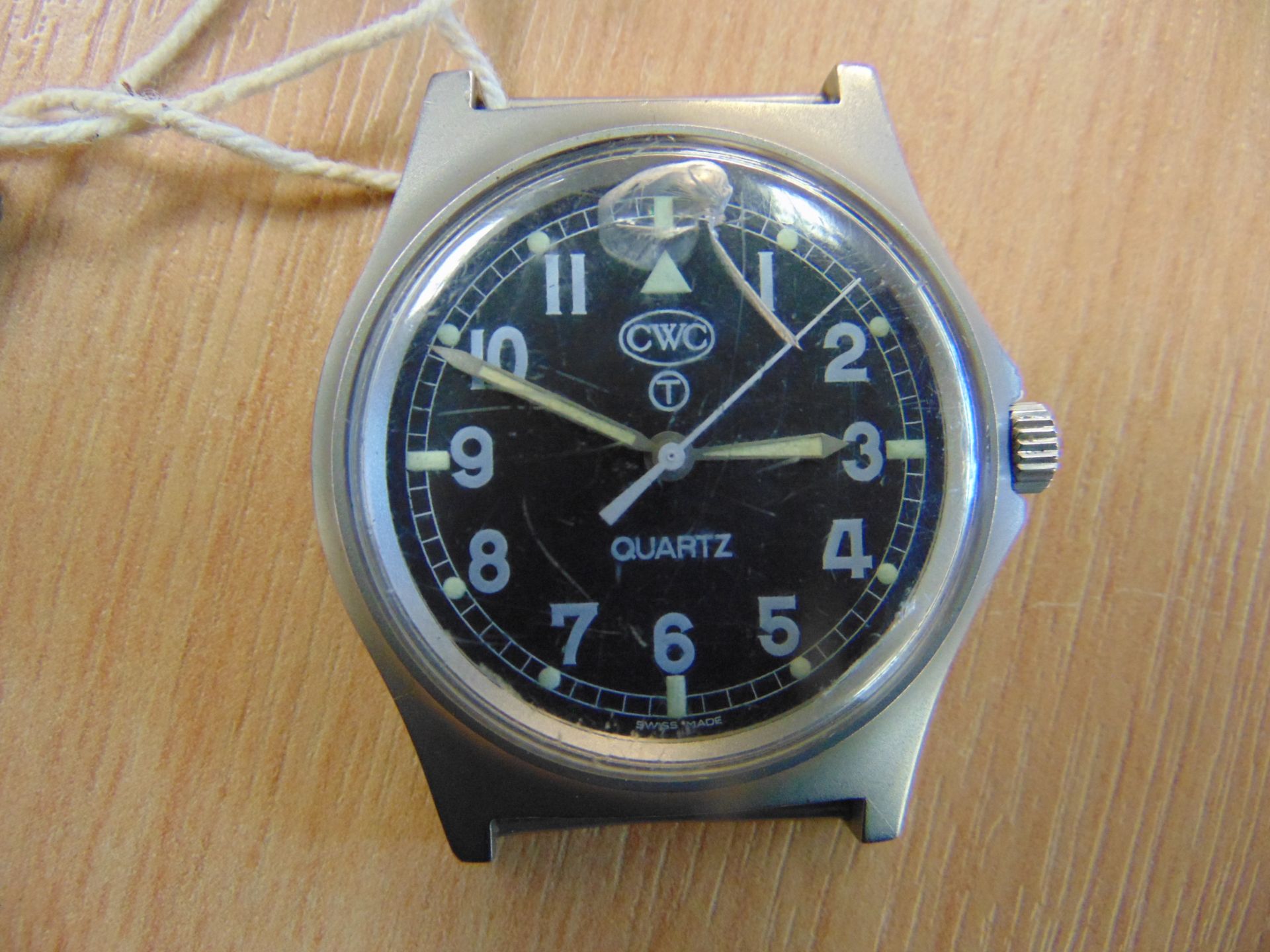 2X CWC 0552 ROYAL MARINES ISSUE SERVICE WATCHES NATO MARKED DATED 1990 - Image 4 of 8