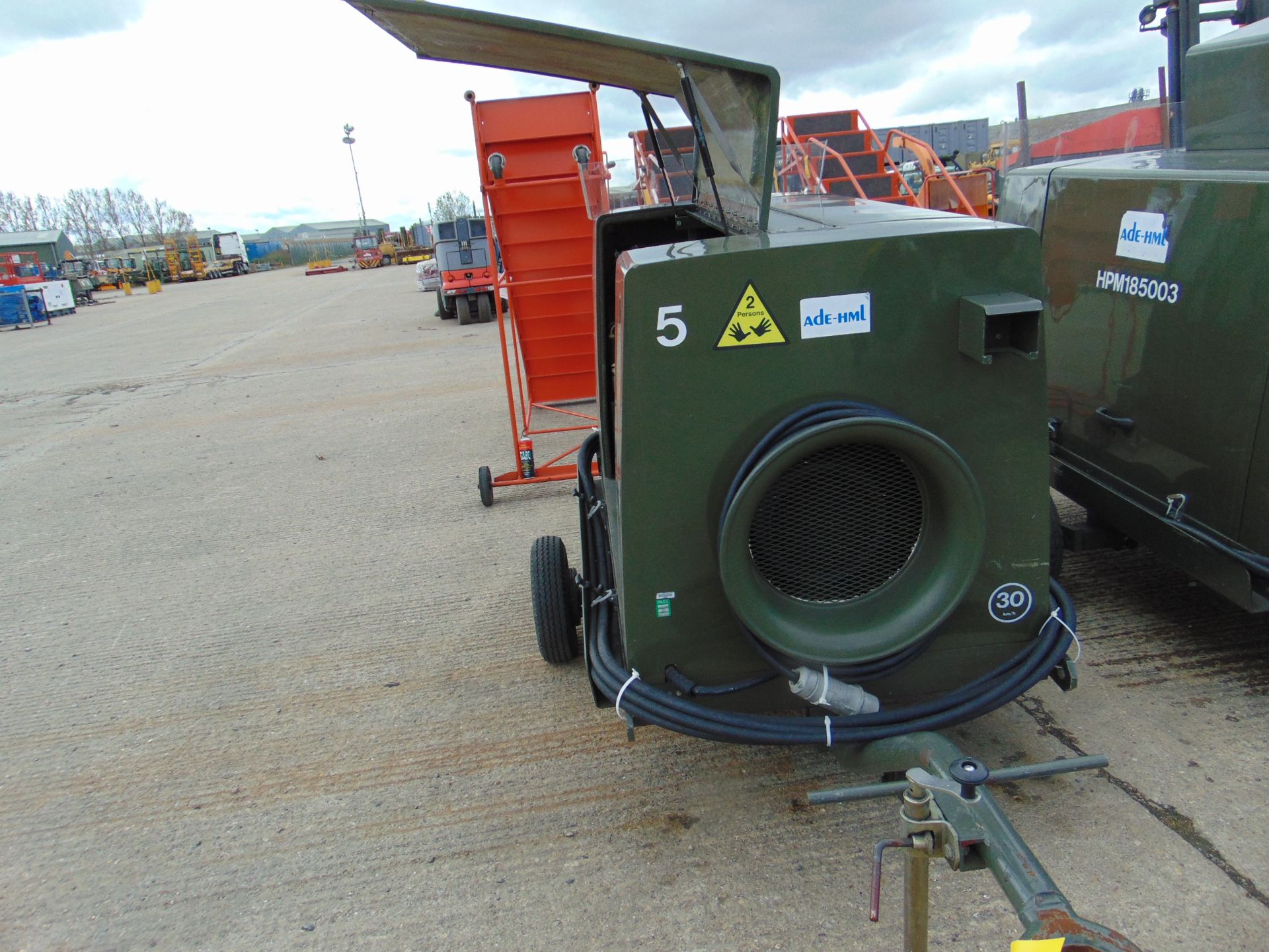 ADE-HML LTD HST MK18 (HTE240) HYDRAULIC POWER TROLLEY - Image 3 of 8