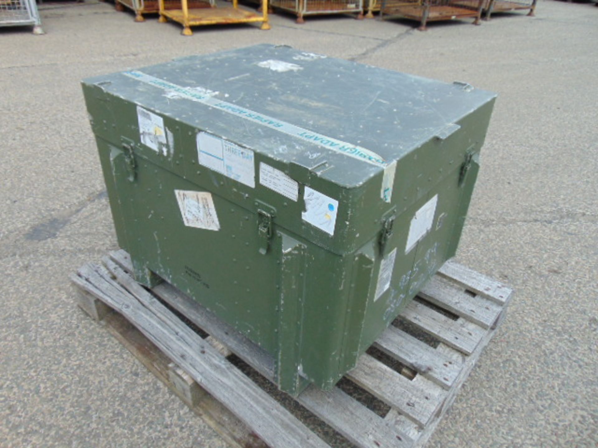 Large Heavy Duty Secure Storage Box as shown - Image 4 of 6