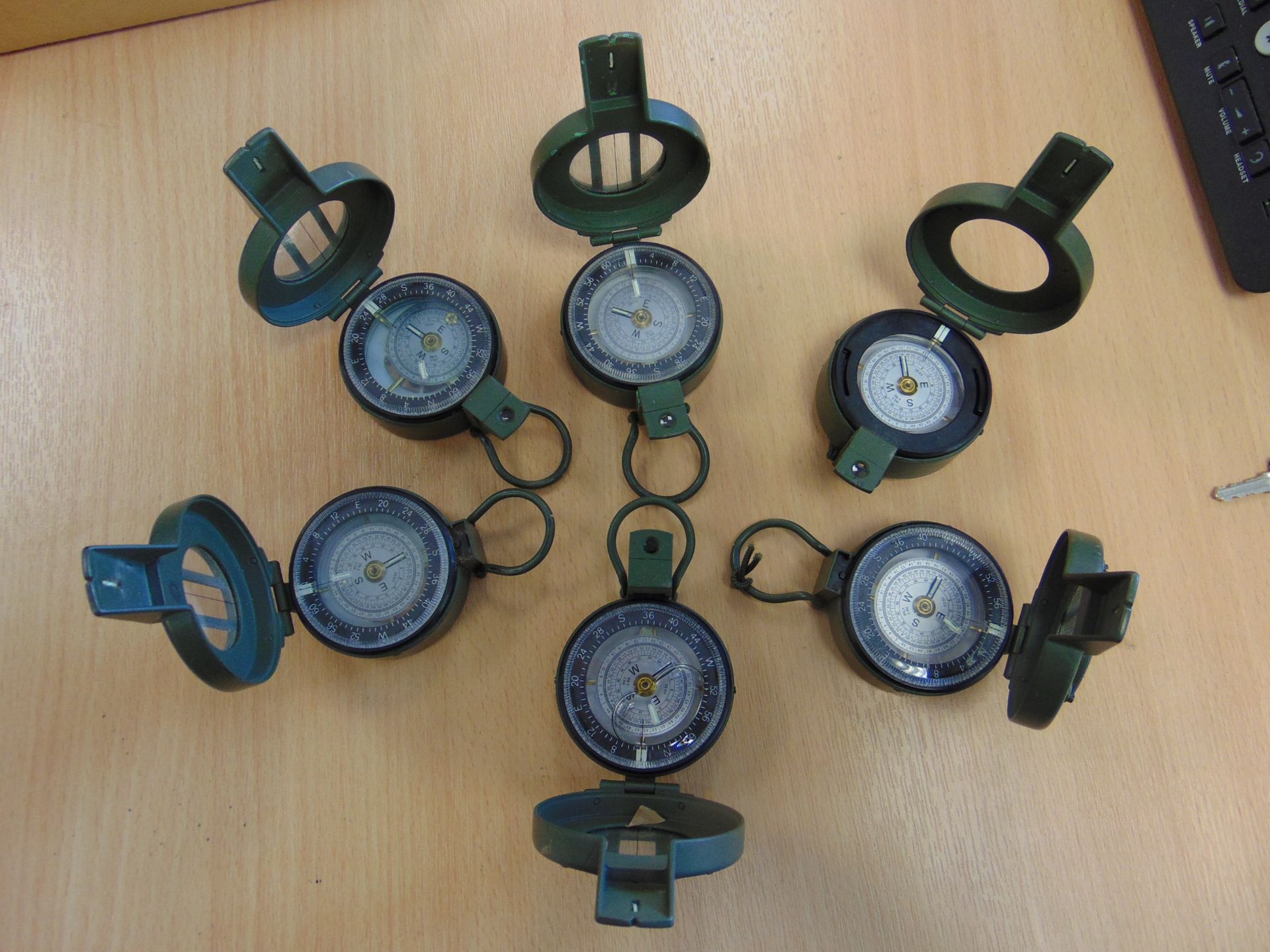 6X BRITISH ARMY FRANCIS BAKER M88 COMPASSES - Bild 5 aus 12