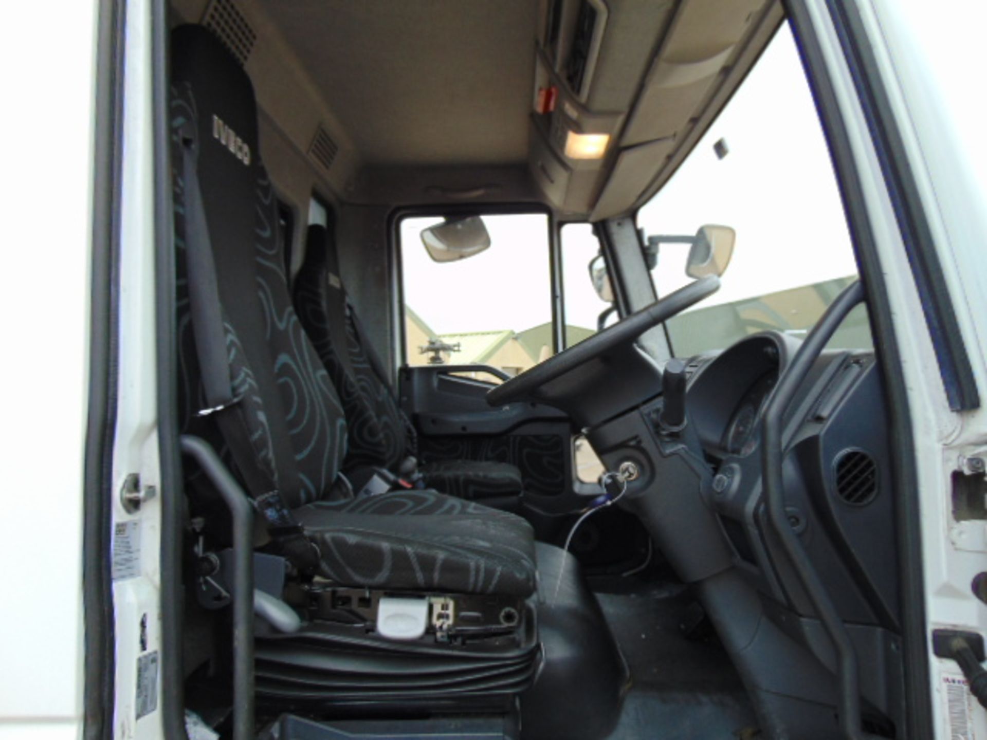 2011 Iveco Eurocargo 100E18 Day Cab Box Van 4x2 3.9L Diesel - Prison/Secure Transport Vehicle - Bild 20 aus 24