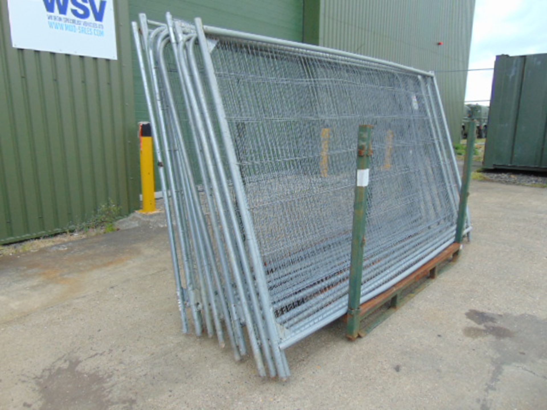 14 x Heras Style Fencing Panels 3.5m x 2m galvanized c/w with feet - Image 3 of 3