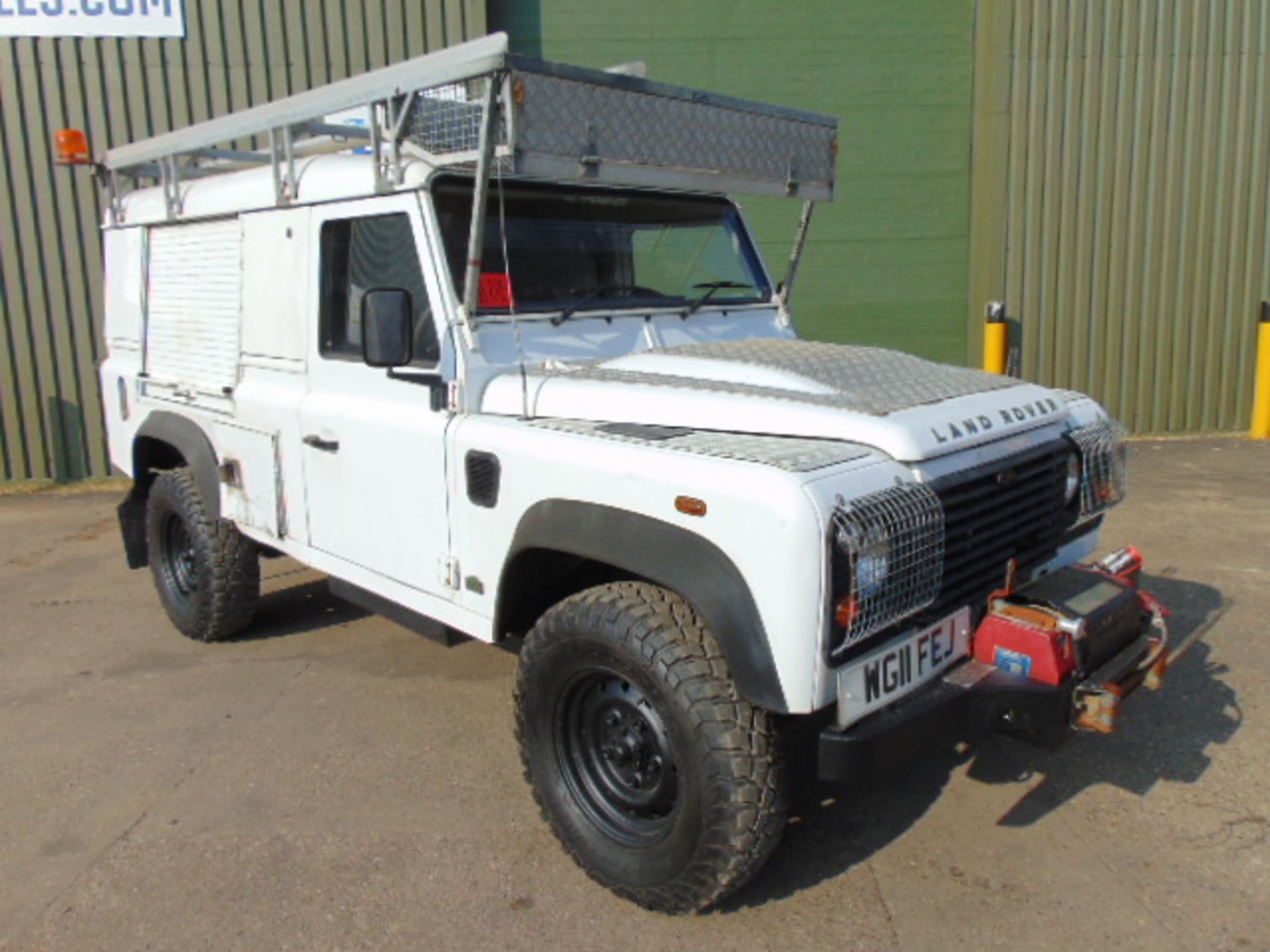 2011 Land Rover Defender 110 Puma hardtop 4x4 Utility vehicle (mobile workshop)