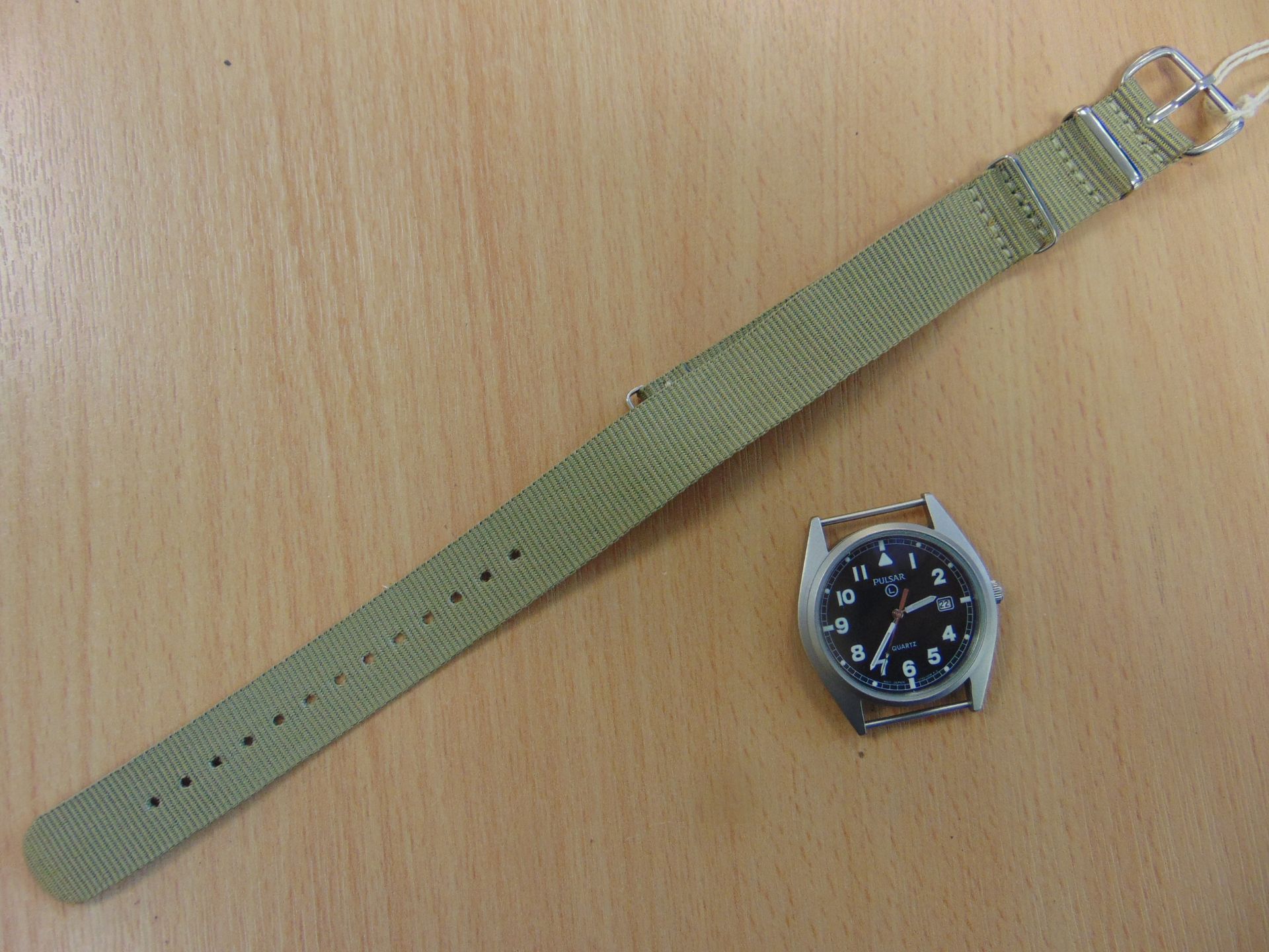 UNISSUED PULSAR W10 SERVICE WATCH NATO MARKED DATED 1999 ORIGINAL STRAP AND NEW BATTERY - Image 12 of 12
