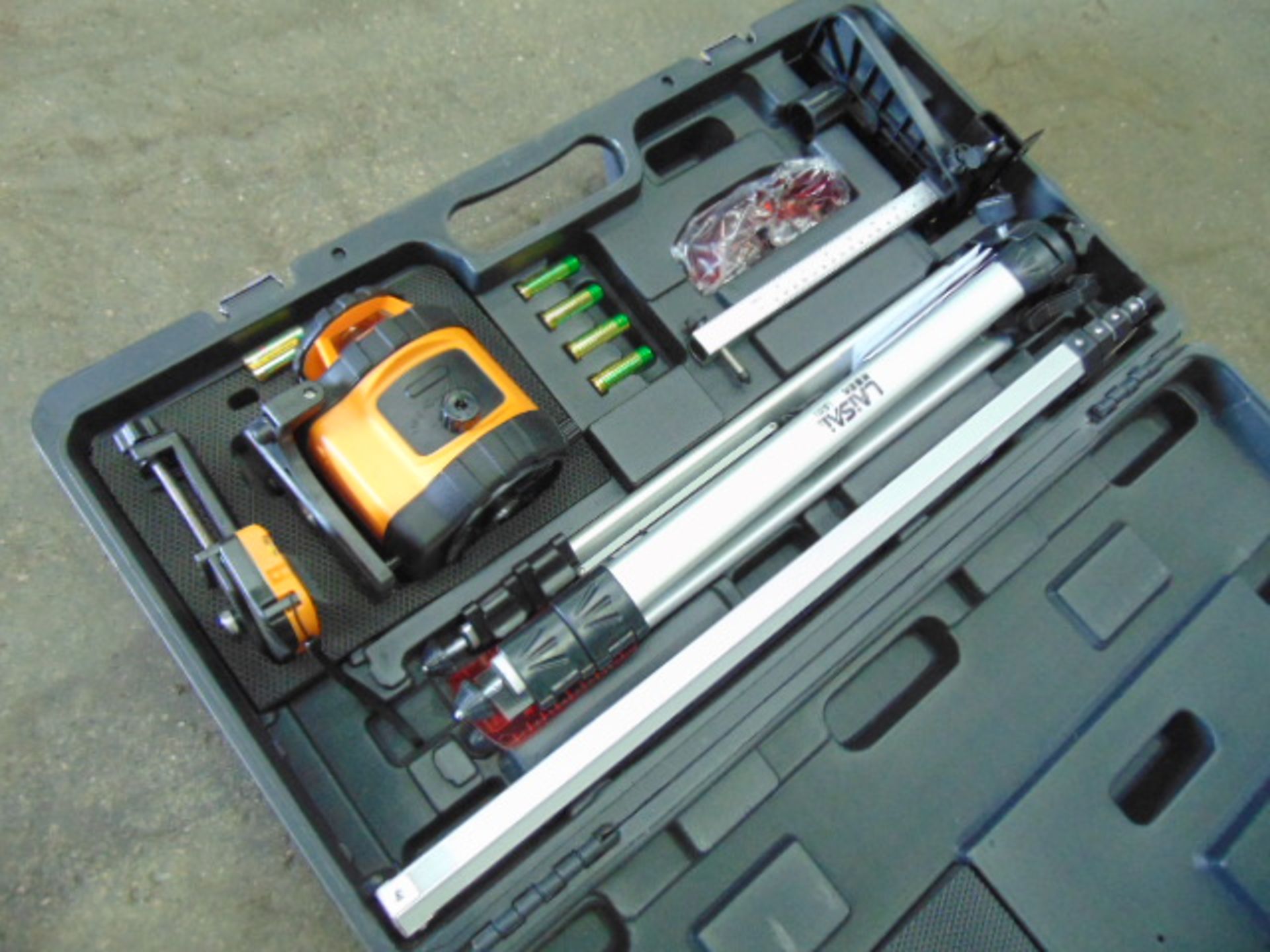 ** BRAND NEW ** LAISAI LS515II Surveying Self Levelling Rotary Laser Set - Image 2 of 7