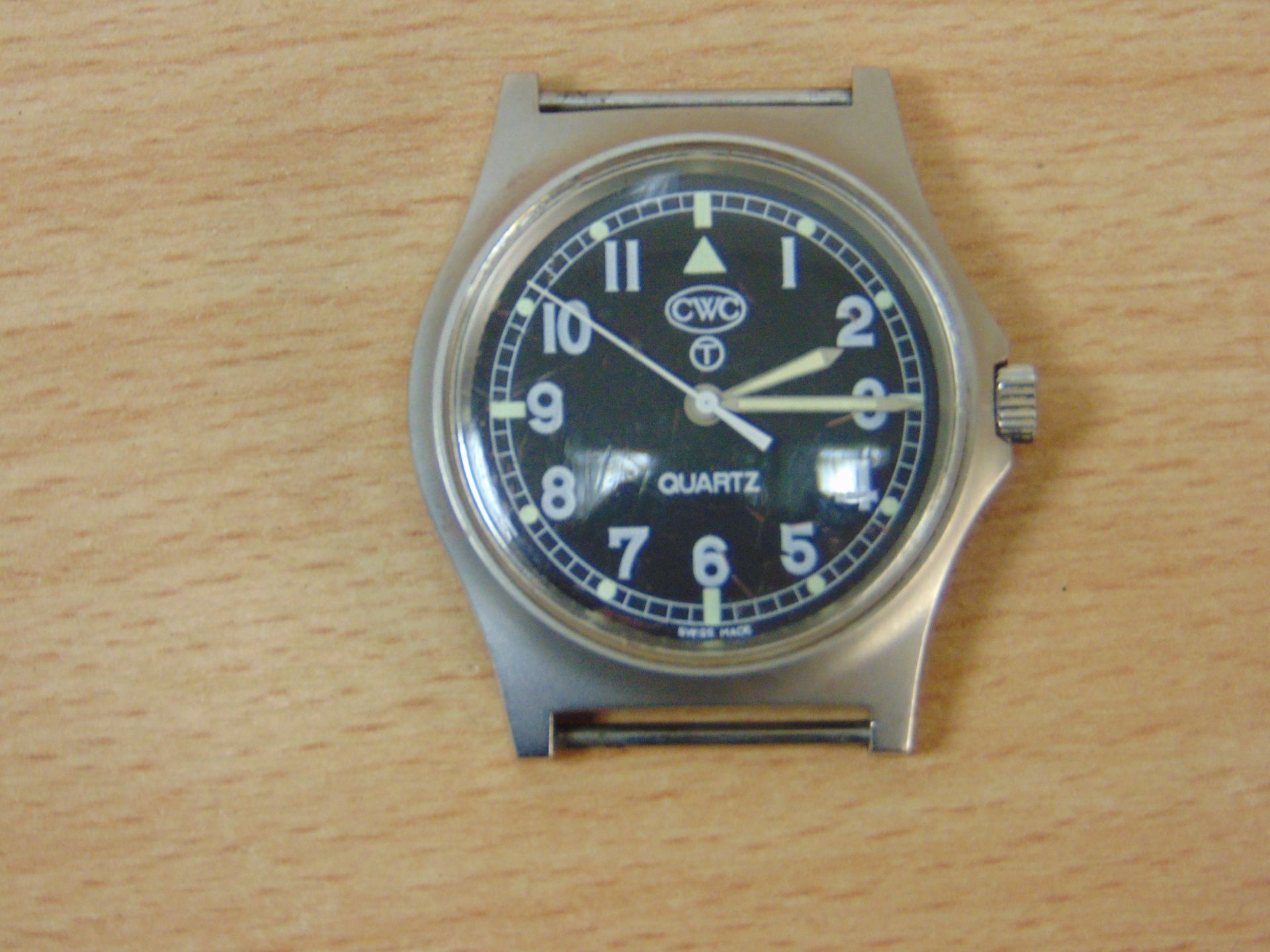 VERY RARE 0552 CWC ROYAL MARINES ISSUE SERVICE WATCH DATE 1989 (GULF WAR) - Image 3 of 9