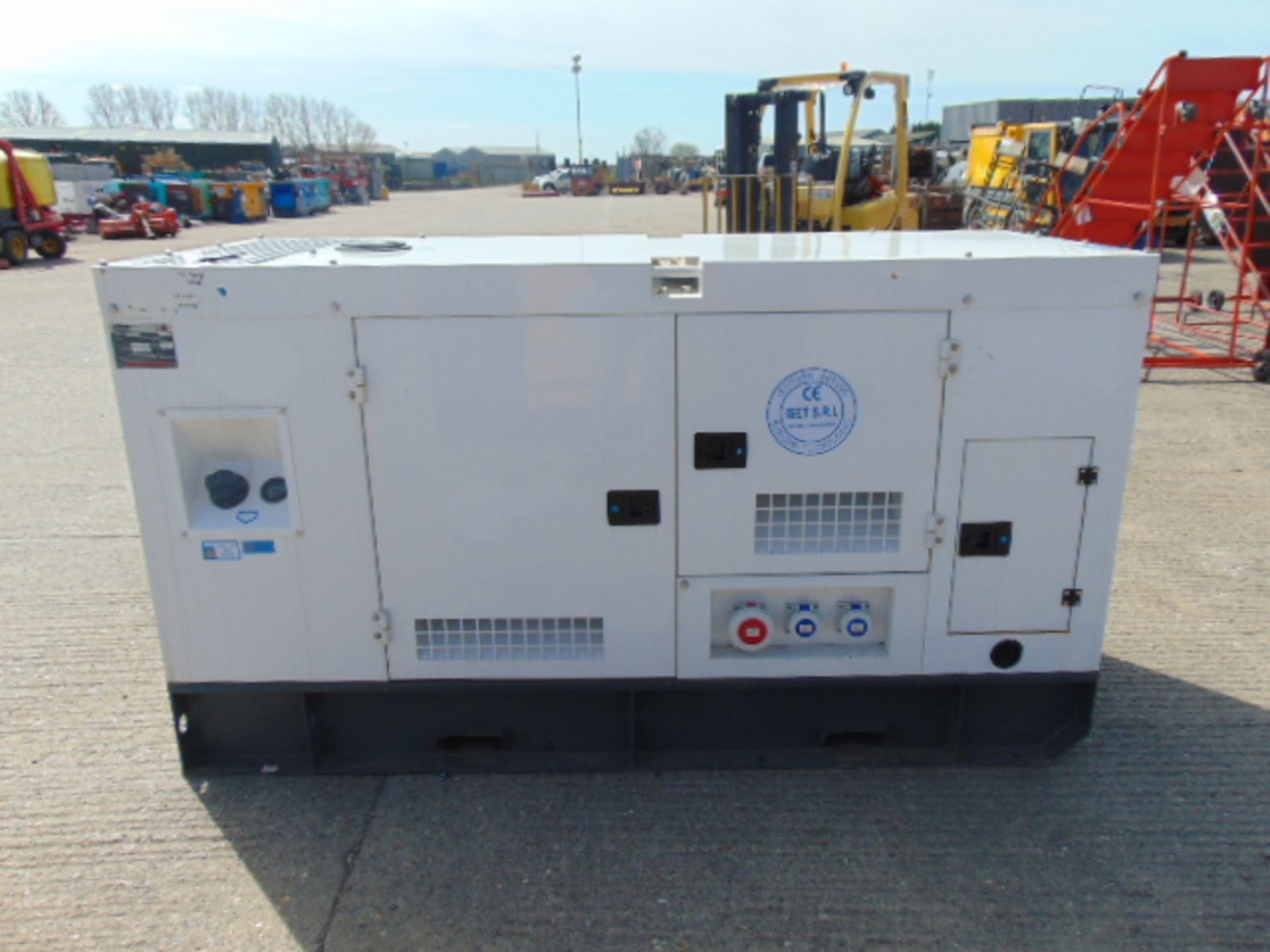 2020 UNISSUED 70 KVA 3 Phase Silent Diesel Generator Set. This generator is 3 phase 380 volt 50 Hz - Image 5 of 16