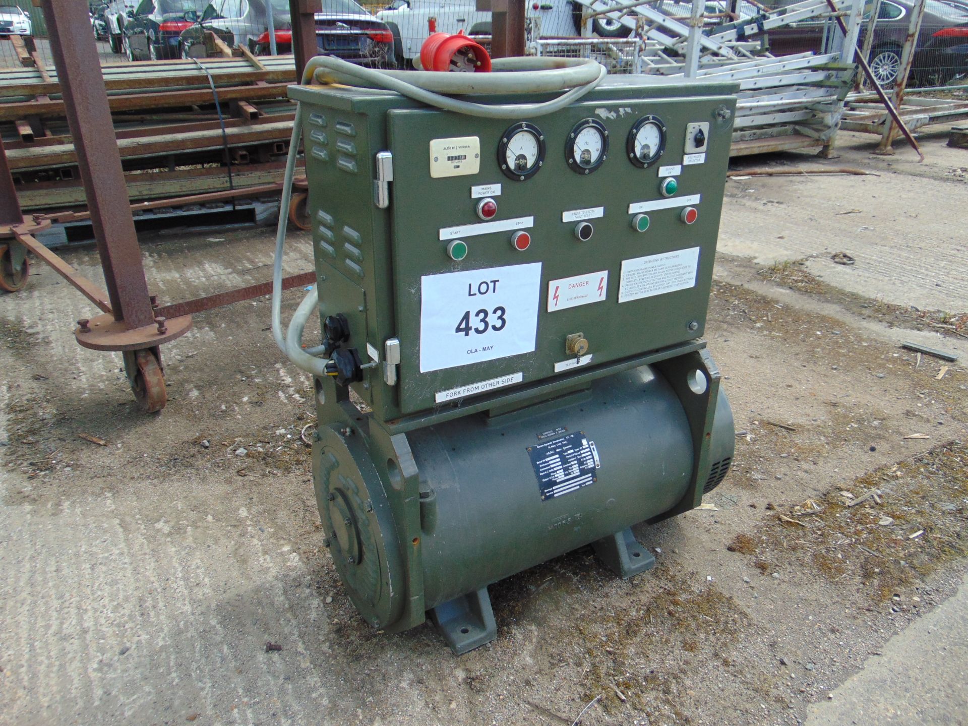 15 KVA 400 CPS GROUND POWER UNIT C/W CABLE