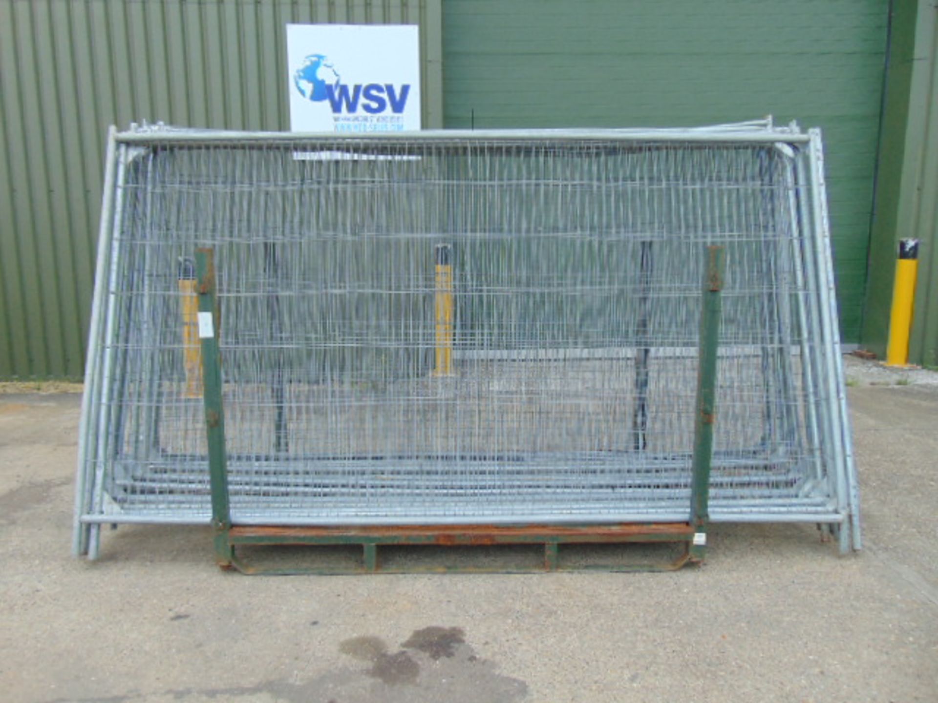 14 x Heras Style Fencing Panels 3.5m x 2m galvanized c/w with feet