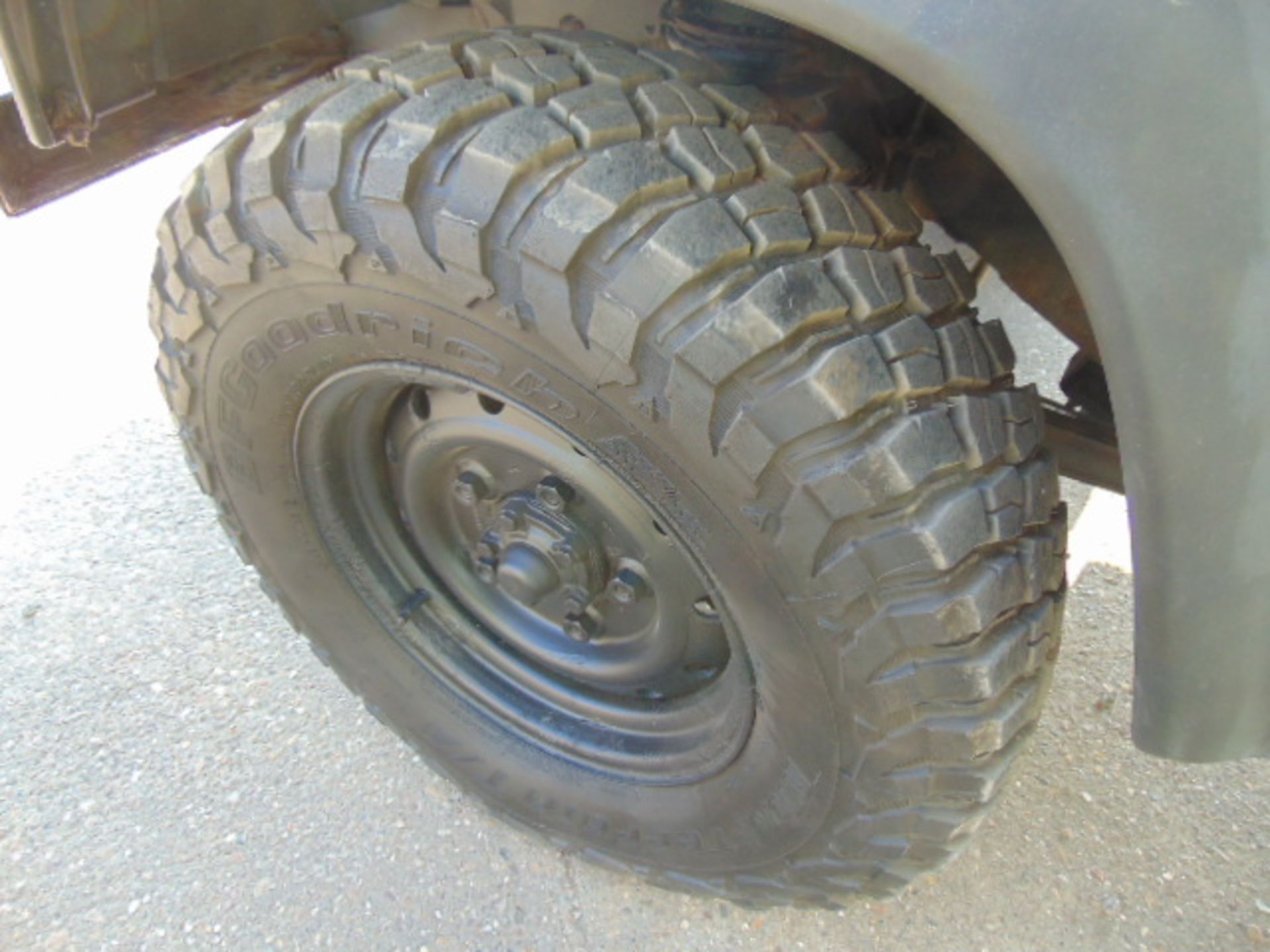 2011 Land Rover Defender 110 Puma hardtop 4x4 Utility vehicle (mobile workshop) - Image 31 of 34