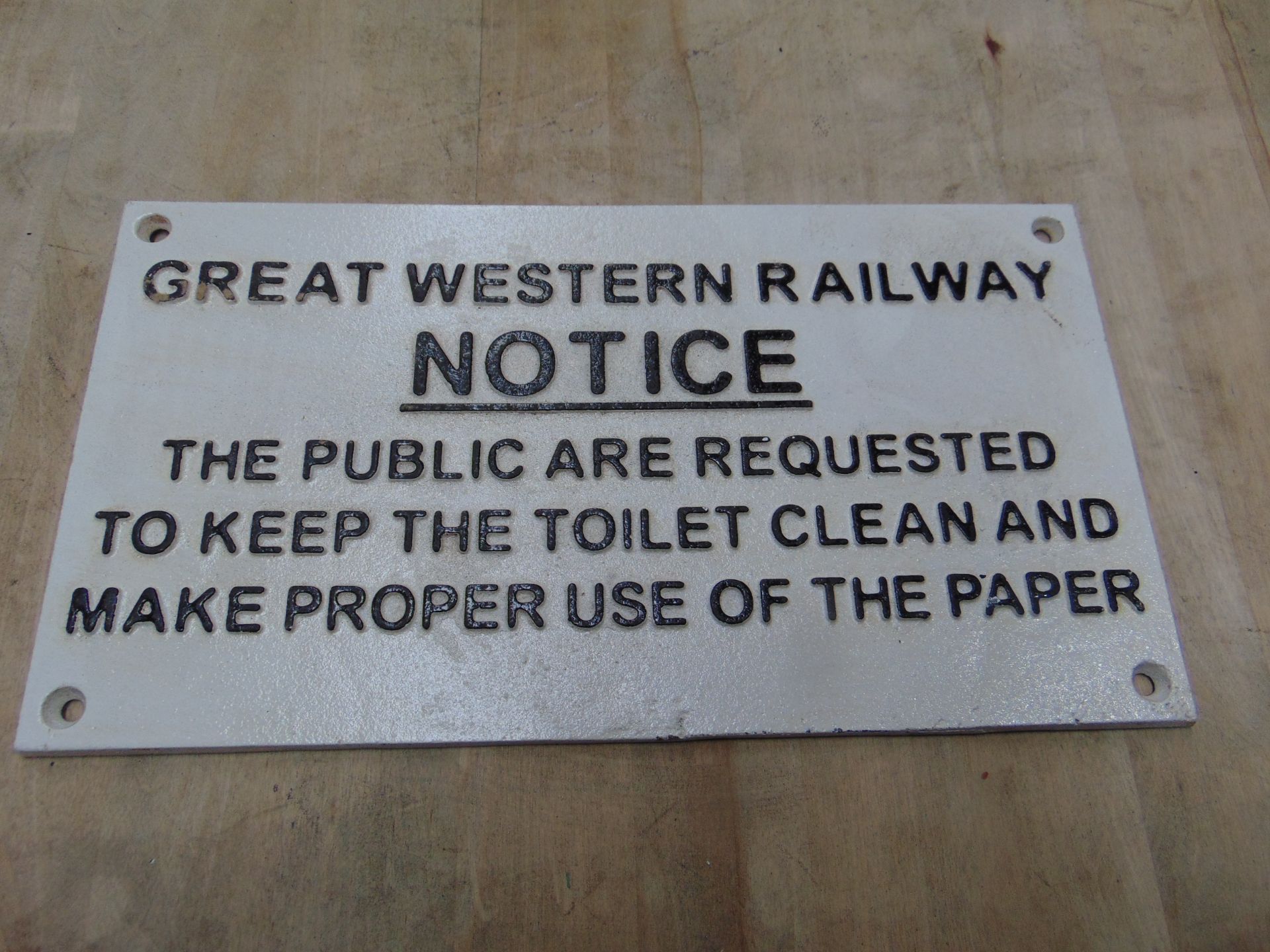 GREAT WESTERN CAST IRON RAILWAY SIGN