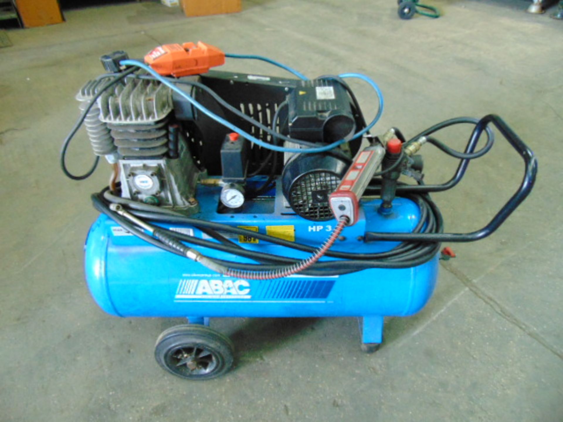 ABAC B 2800B-60 cm 3 V240 Kompex Mobile Air Compressor