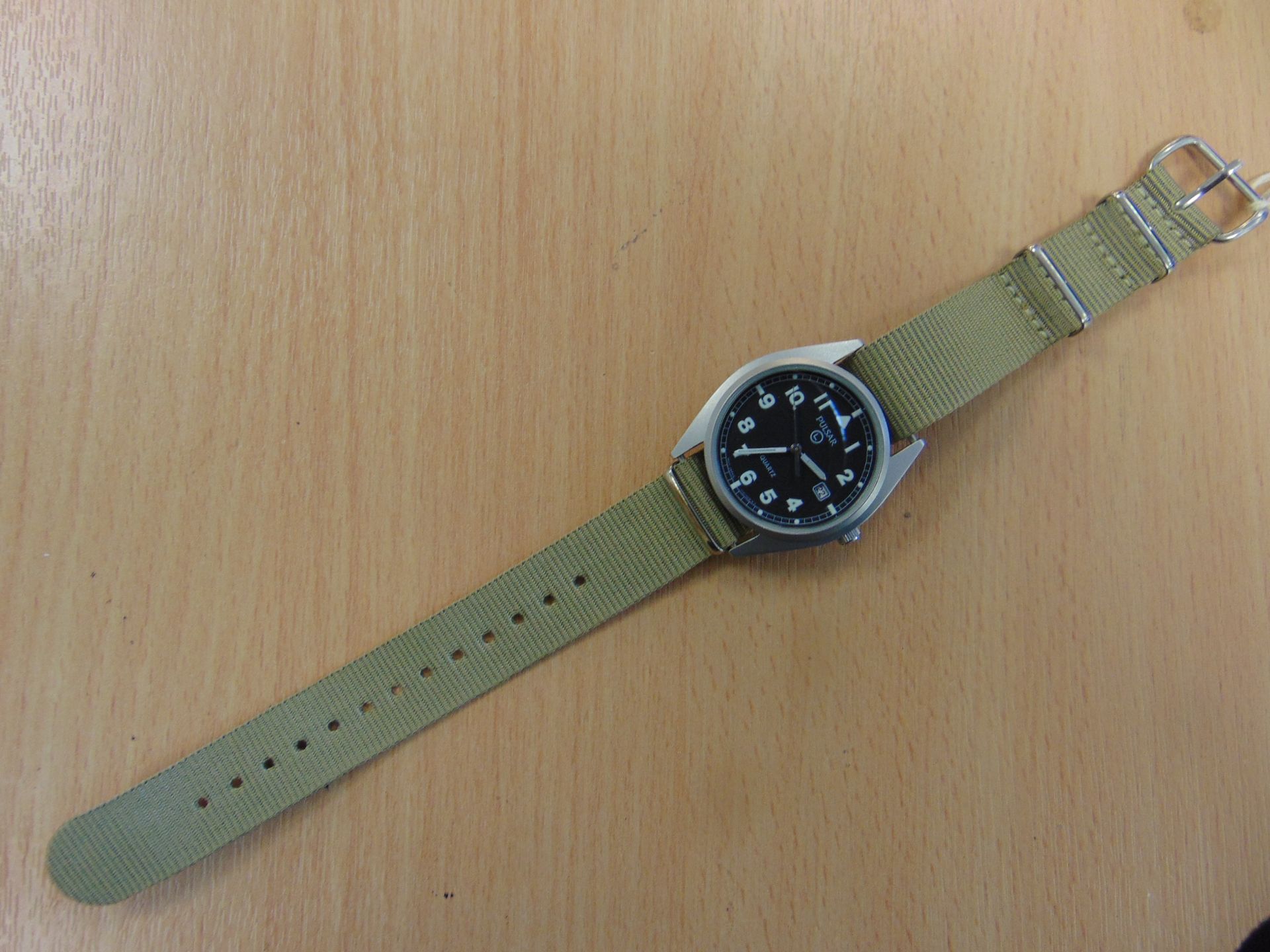 UNISSUED PULSAR W10 SERVICE WATCH NATO MARKED DATED 1999 ORIGINAL STRAP AND NEW BATTERY - Image 10 of 12