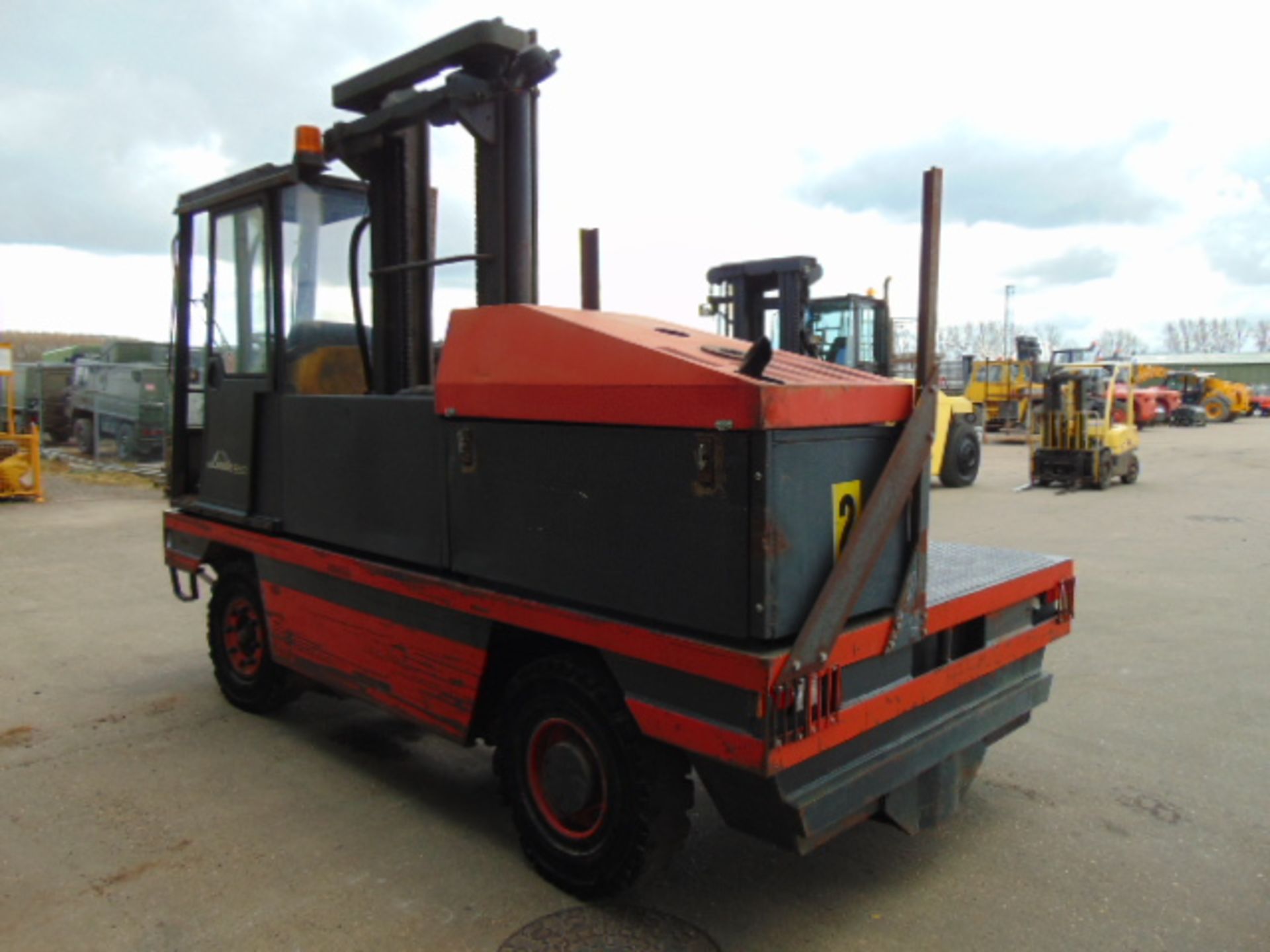 Linde S50 Sideloader Diesel Forklift - Image 8 of 15