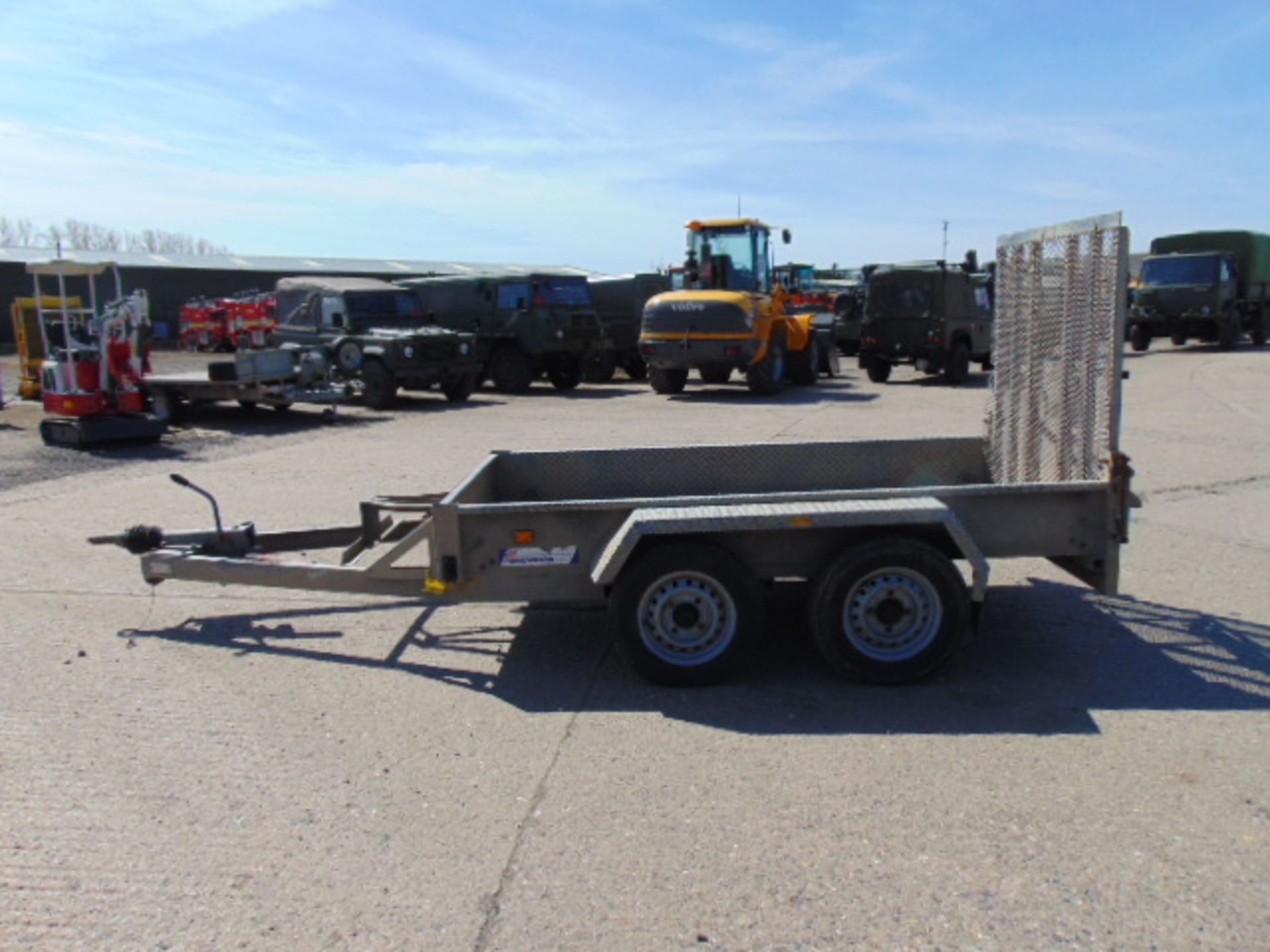 Indespension 2.7 Tonne Twin Axle Plant Trailer c/w Ramps - Image 4 of 16