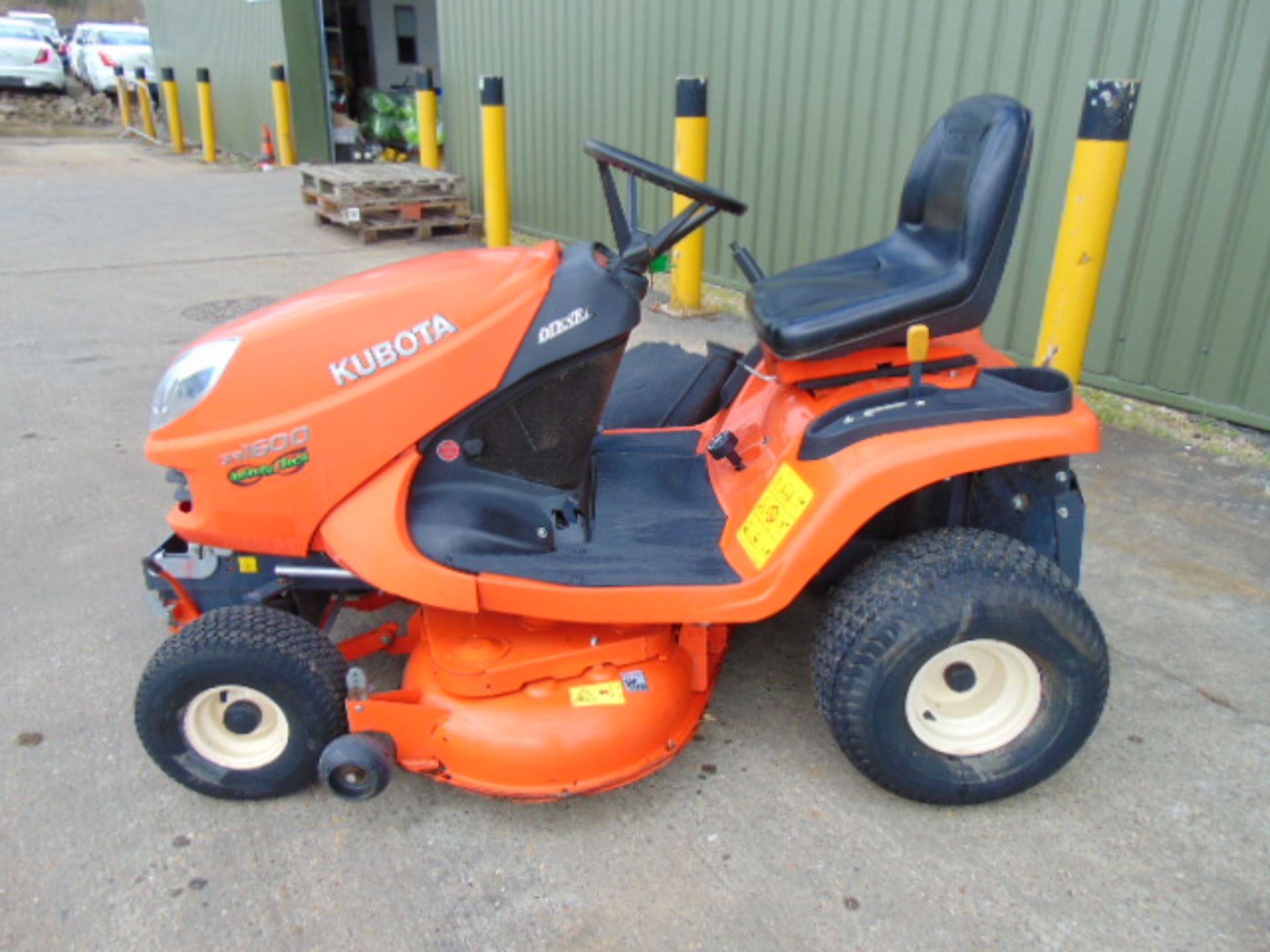 2014 Kubota GR1600 Diesel Ride On Mower ONLY 289 HOURS! - Image 9 of 21