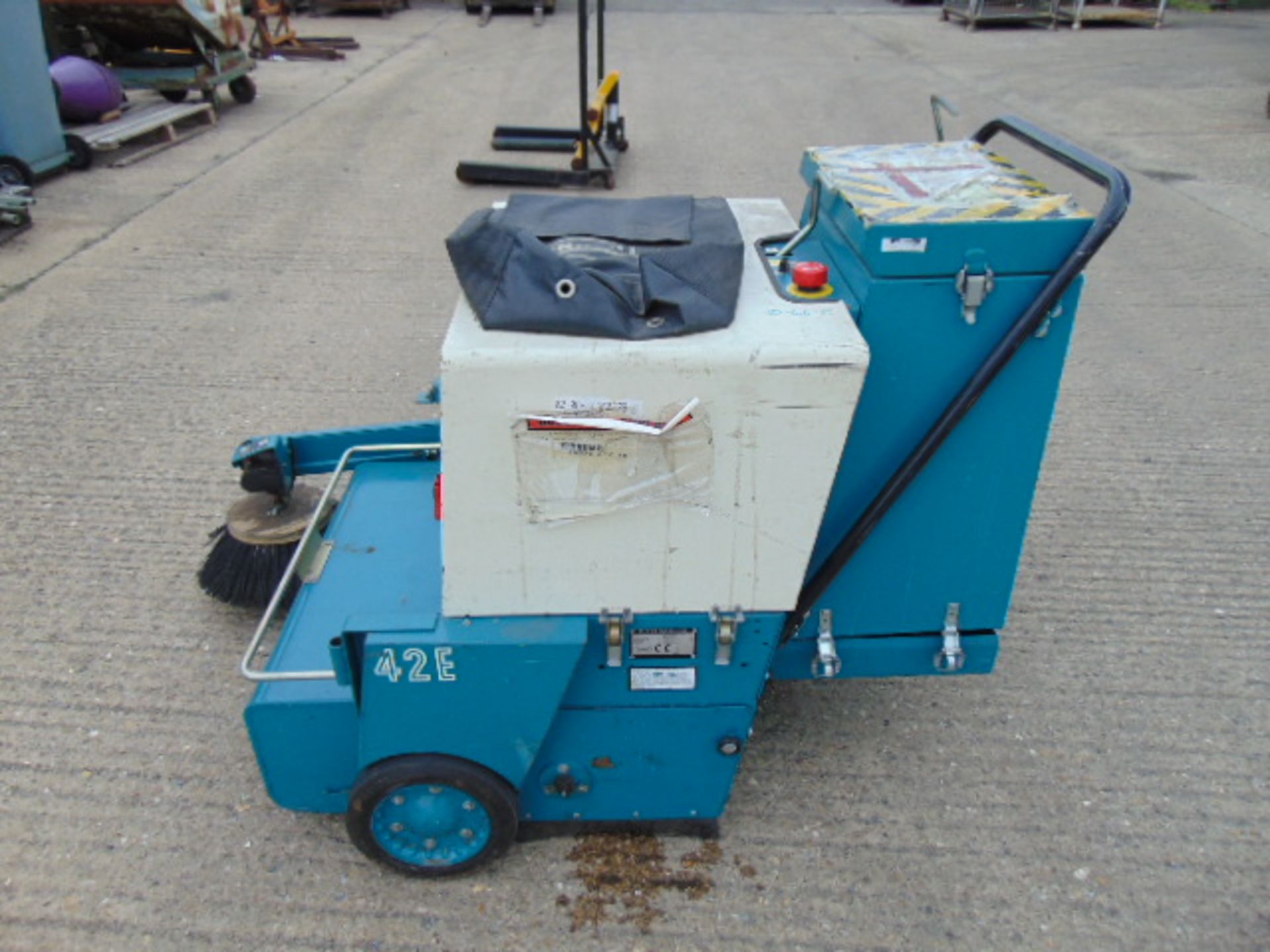 Tennant 42E Walk Behind Electric Sweeper - Image 3 of 8