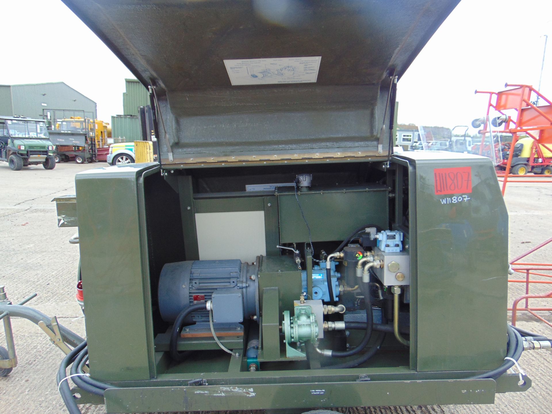 ADE-HLM LTD HST MK18 (HTE240) HYDRAULIC POWER TROLLEY - Image 7 of 10