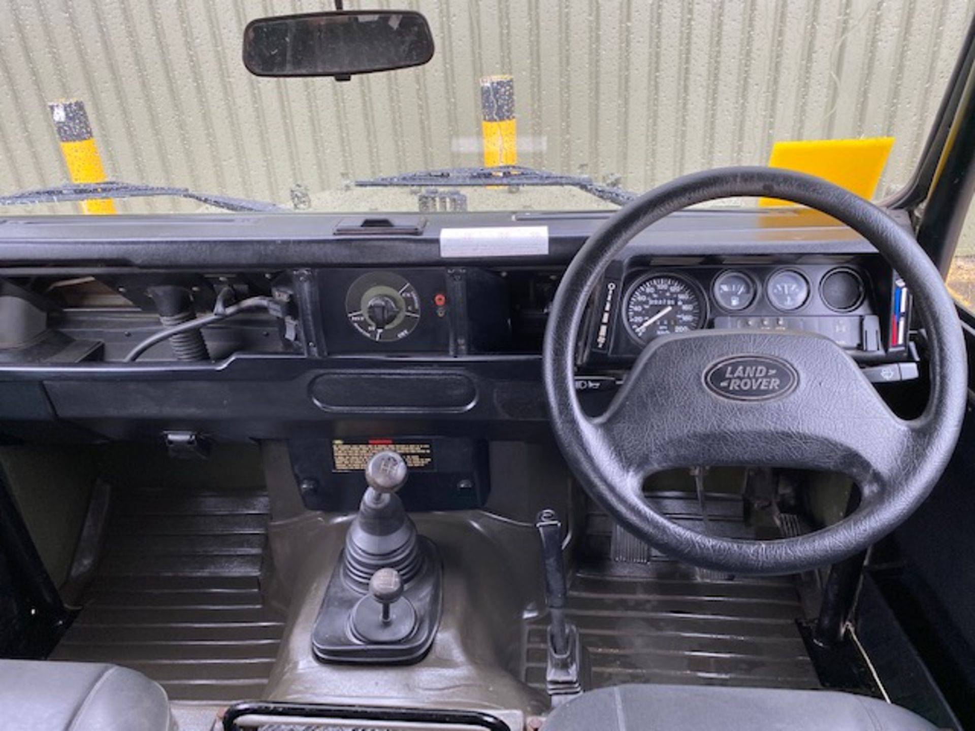 LAND ROVER 90 WOLF SOFT TOP RHD ONLY 3790 RECORDED KMS - Image 32 of 44