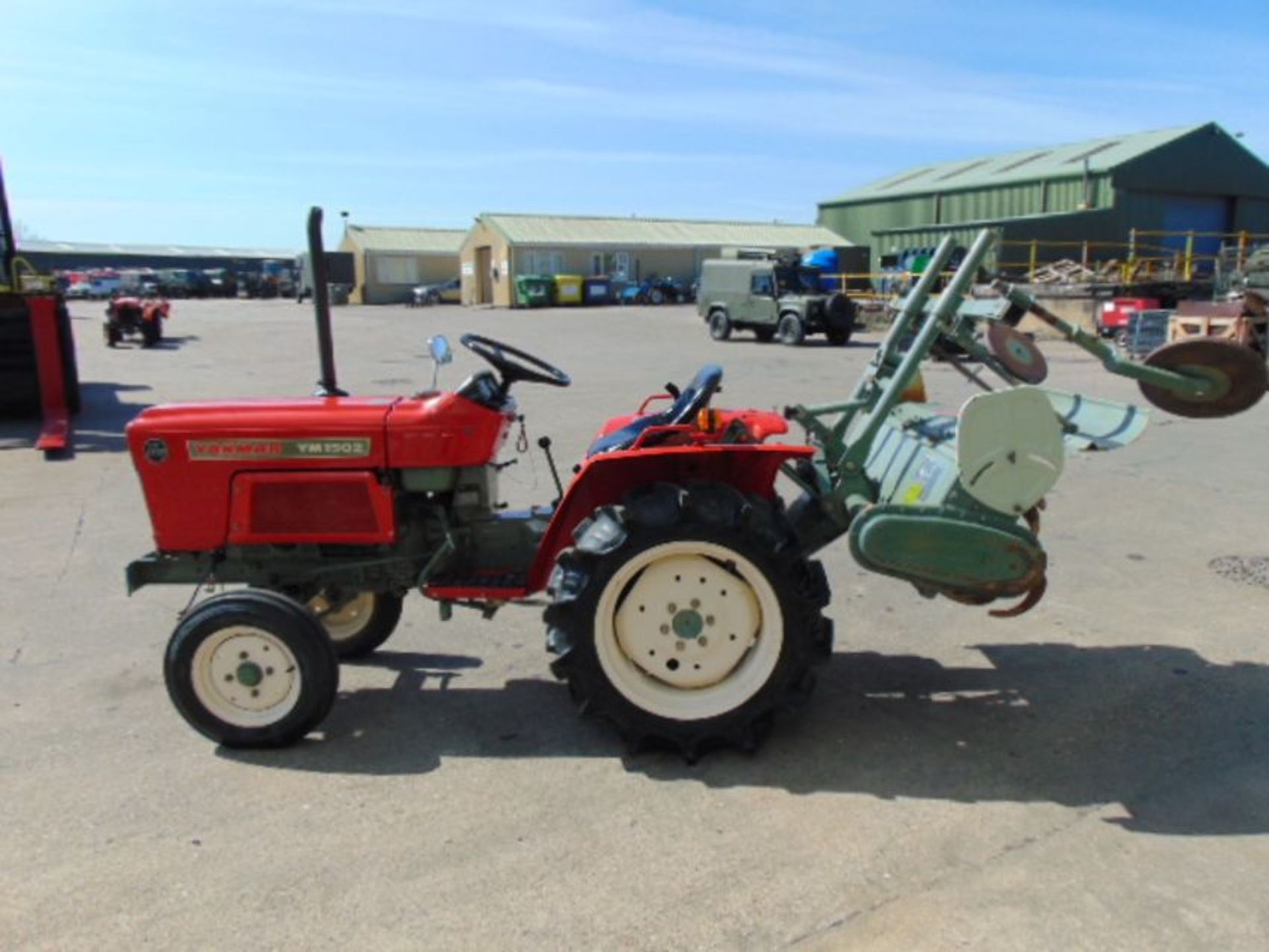 Yanmar YM1502 Compact Tractor c/w Rotavator ONLY 600 HOURS! - Image 5 of 24
