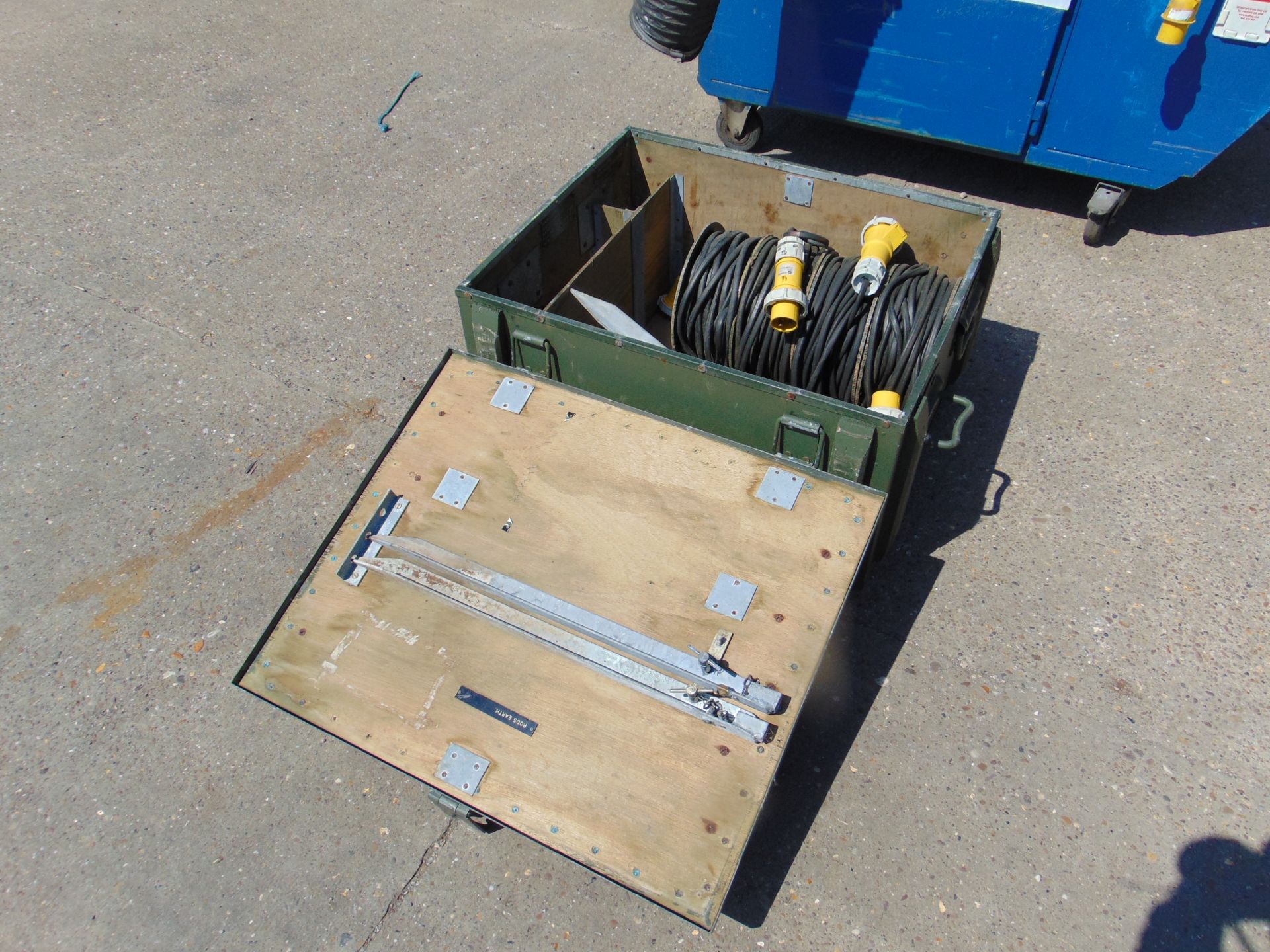 4X EXTENSION LEADS IN TRANSIT CASE - Image 4 of 4