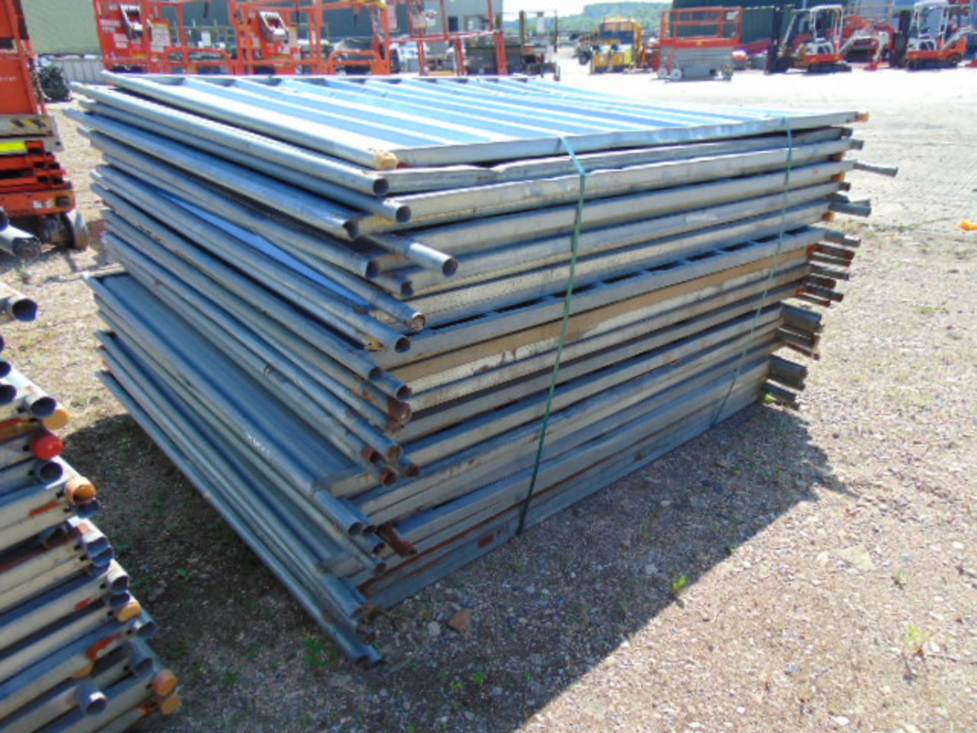 30 x Heras Style Hoarding / Security Fencing Panels 2.15m x 2m - Image 2 of 4