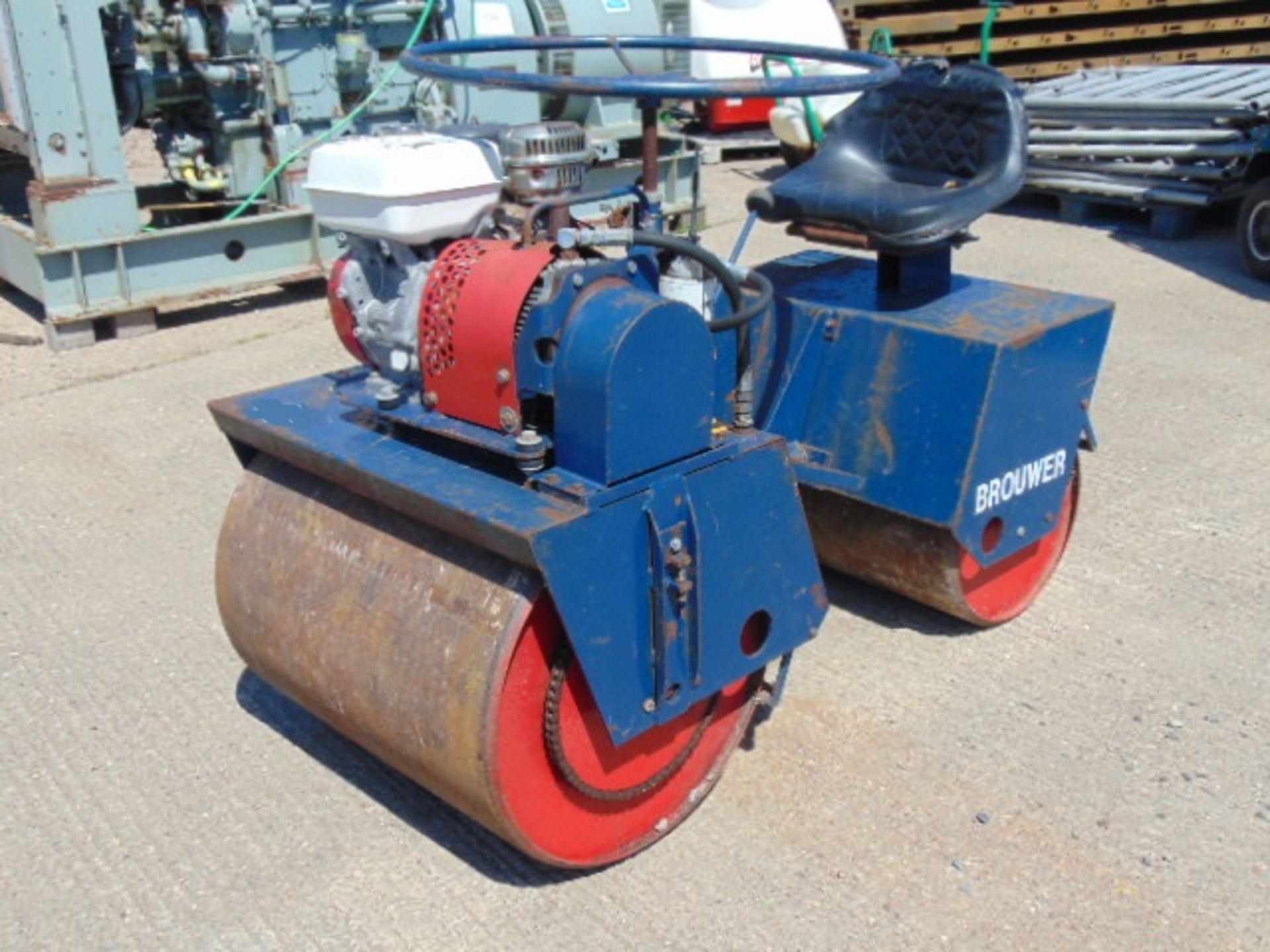 Brouwer Cricket Roller, Grass Roller, Tennis Court Roller C/W Honda Engine - Image 2 of 10