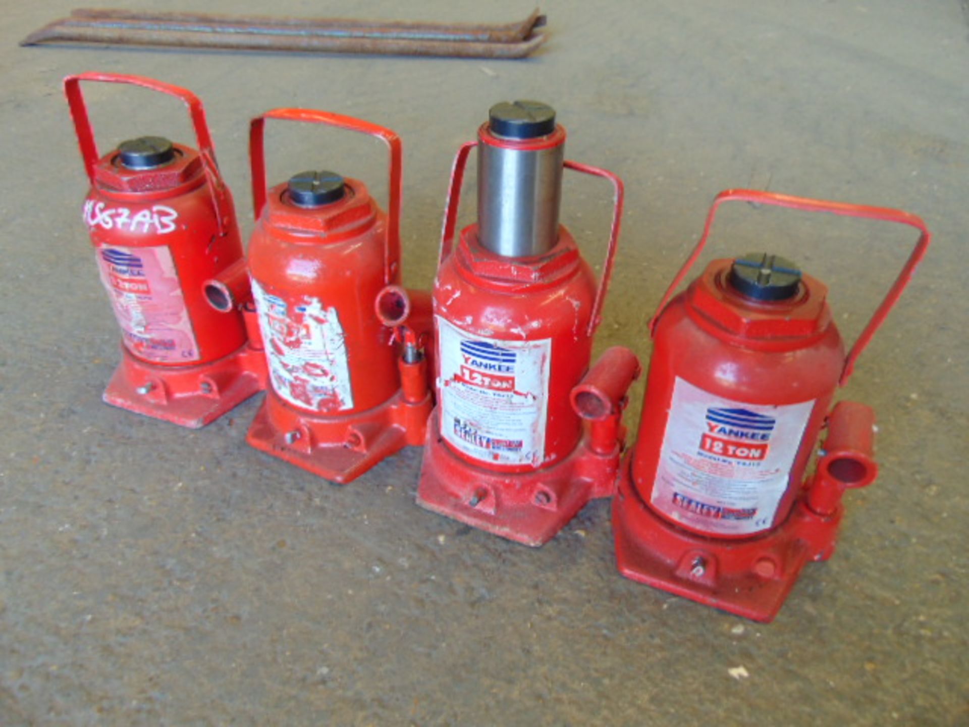 Q 4 x Sealey Yankee 12 Tonne Hydraulic Jacks