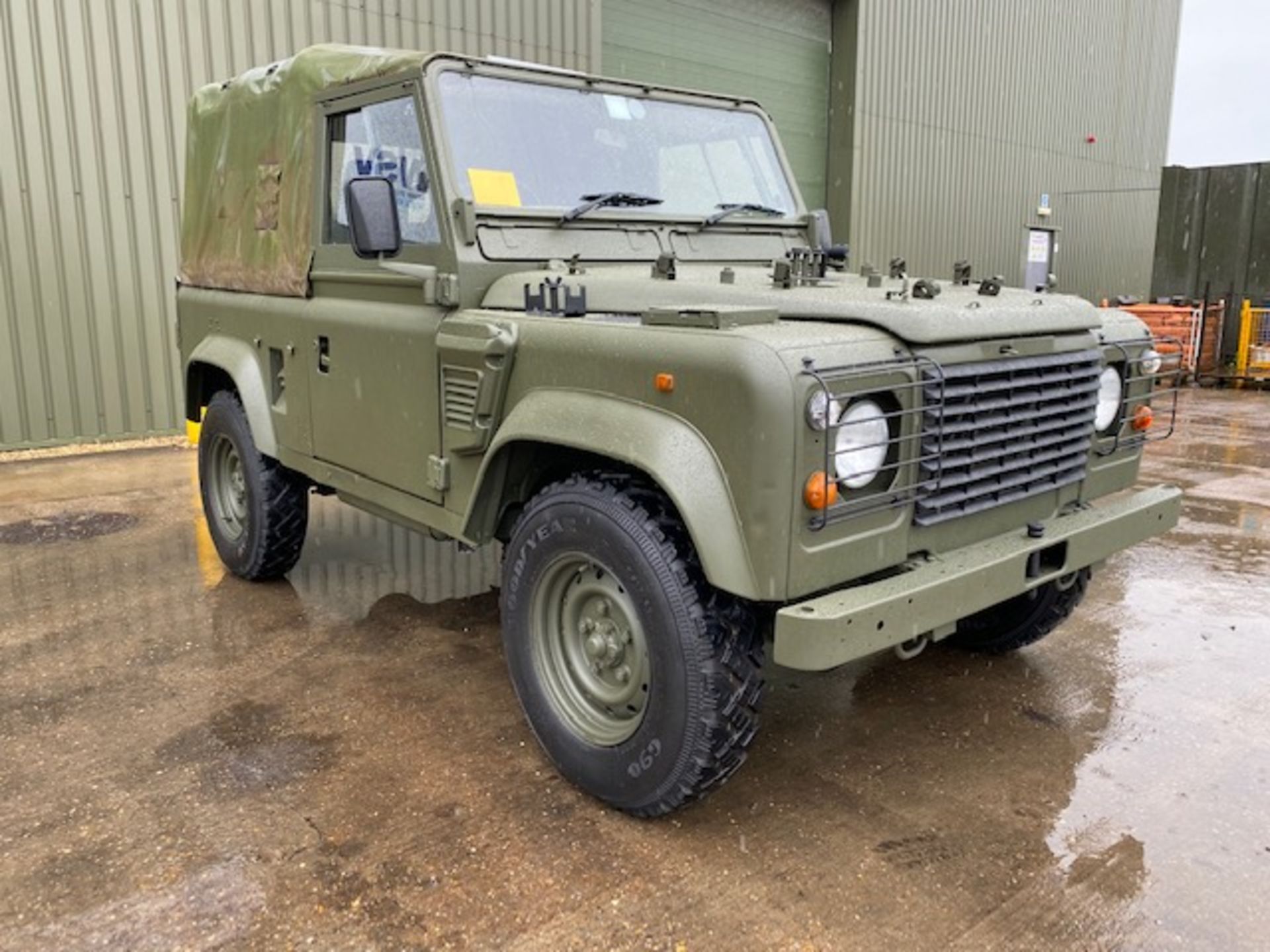 LAND ROVER 90 WOLF SOFT TOP RHD ONLY 3790 RECORDED KMS - Image 4 of 44